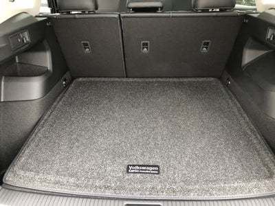 2026 Volkswagen Tiguan SE w/panoramic sunroof