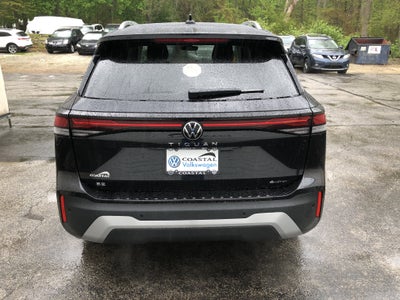 2026 Volkswagen Tiguan SE w/panoramic sunroof