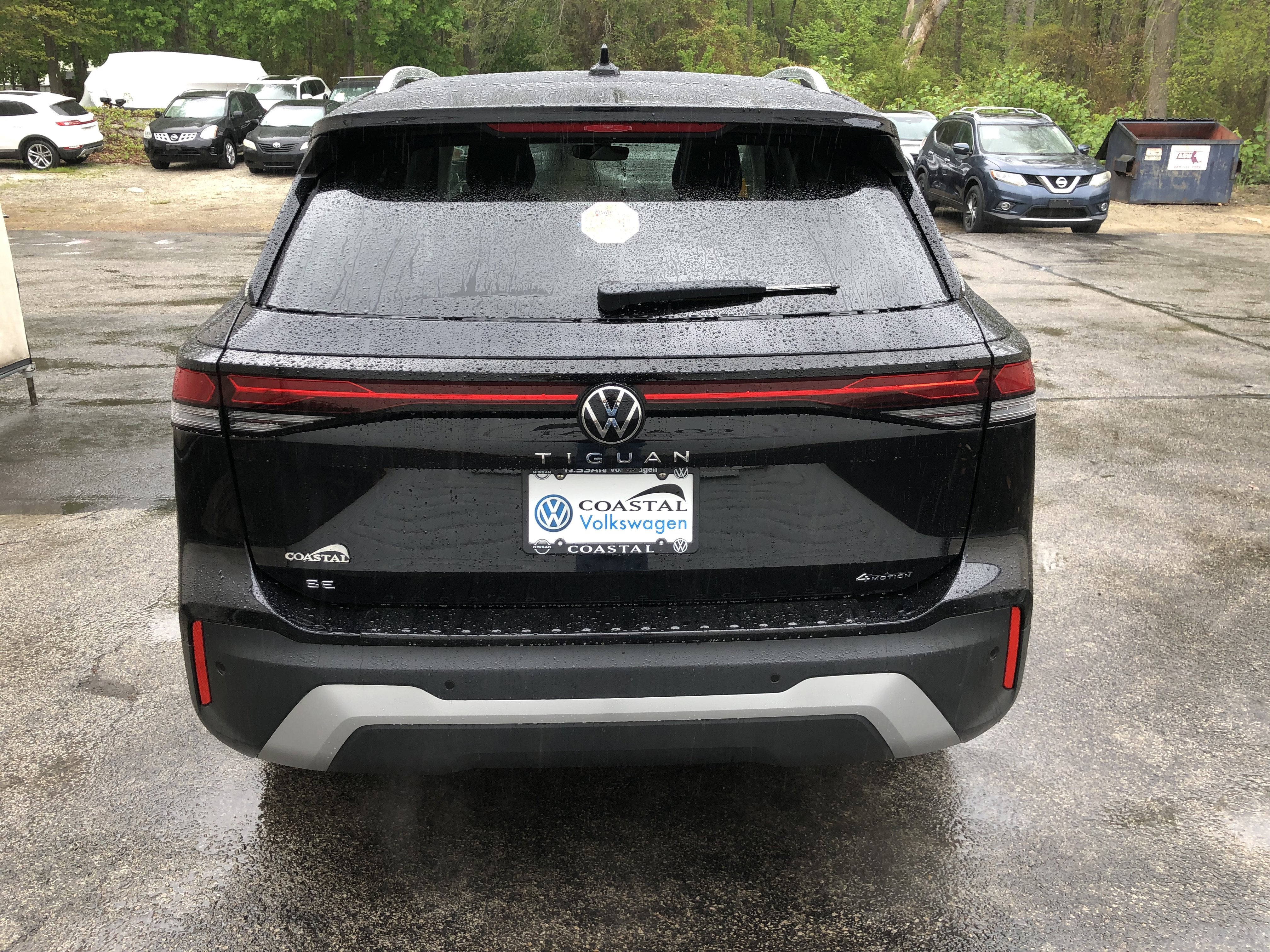 2026 Volkswagen Tiguan SE w/panoramic sunroof