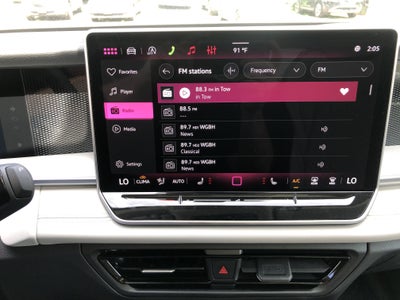 2026 Volkswagen Tiguan SE w/panoramic sunroof