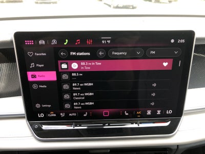 2026 Volkswagen Tiguan SE w/panoramic sunroof