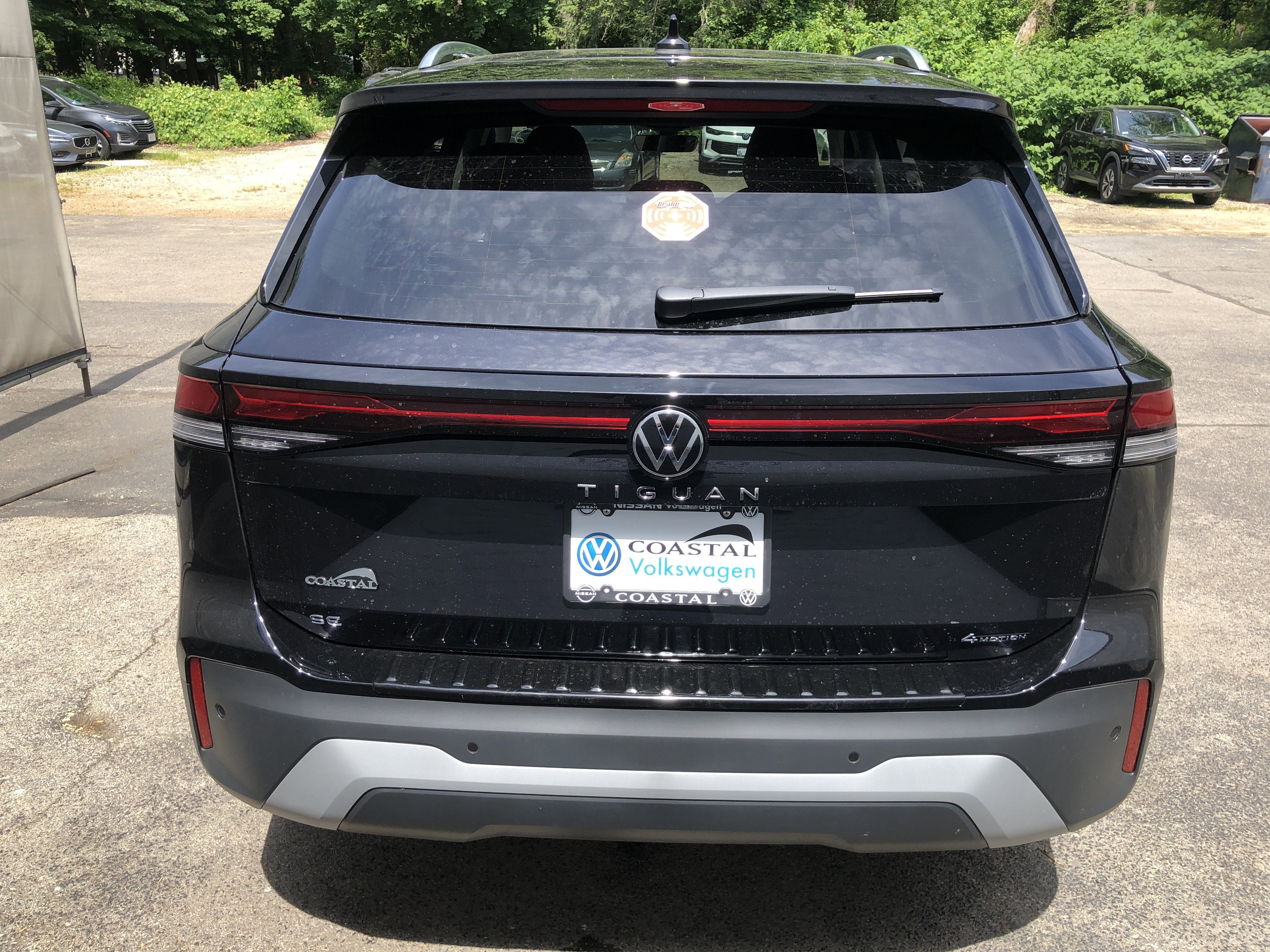 2026 Volkswagen Tiguan SE w/panoramic sunroof
