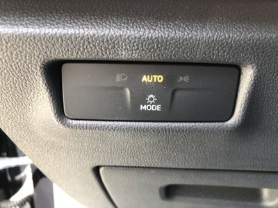 2026 Volkswagen Tiguan SE w/panoramic sunroof