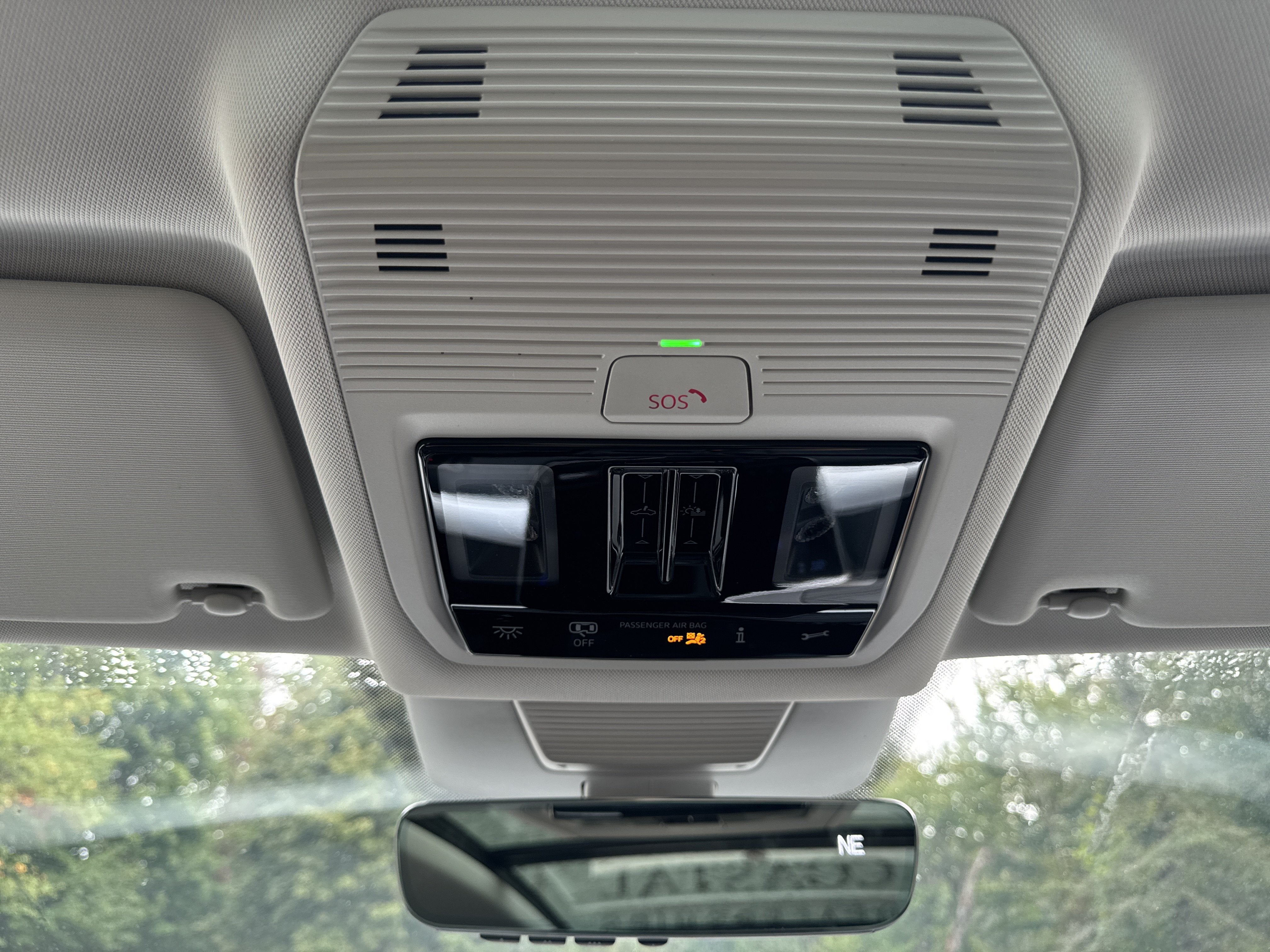 2026 Volkswagen Tiguan SE w/panoramic sunroof
