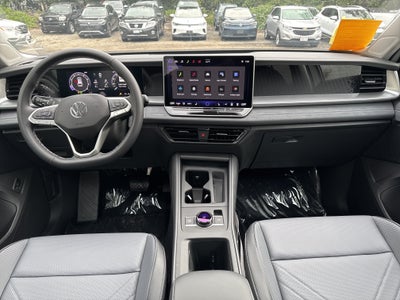2026 Volkswagen Tiguan SE w/panoramic sunroof