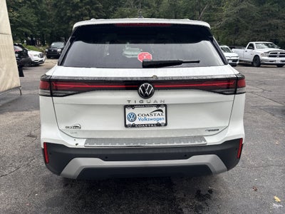 2026 Volkswagen Tiguan SE w/panoramic sunroof