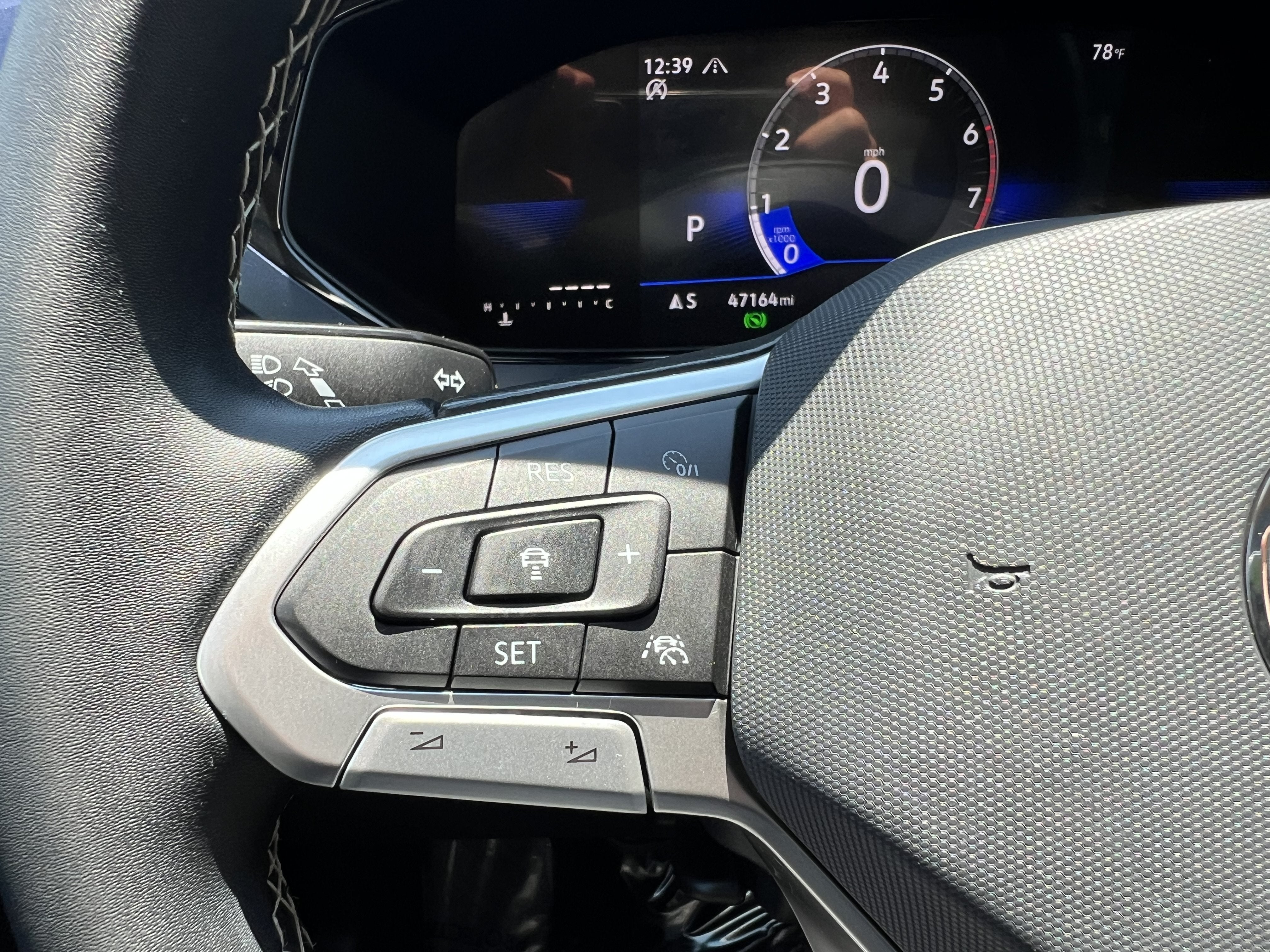 2023 Volkswagen Taos SE