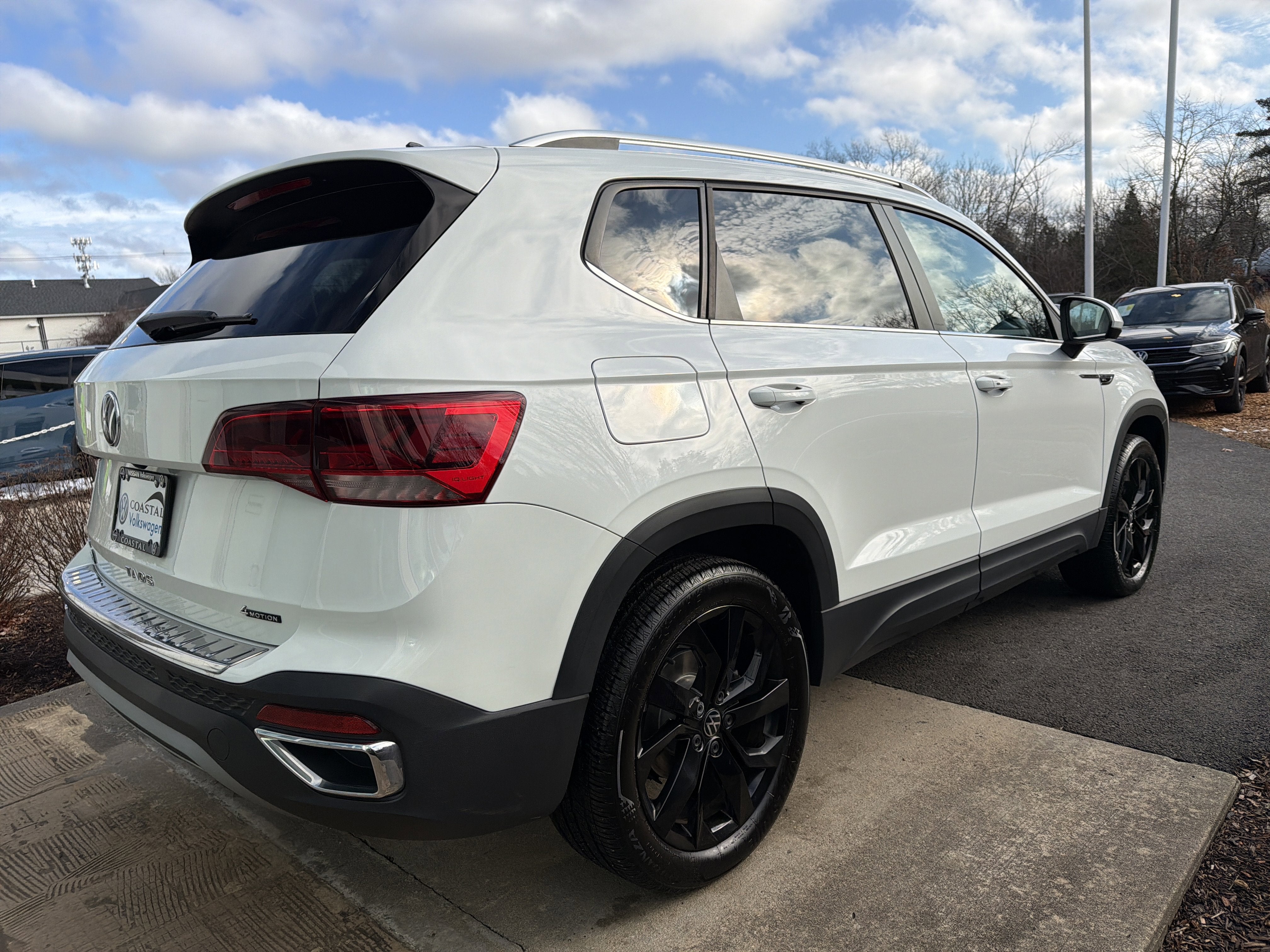 2023 Volkswagen Taos SE