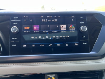 2023 Volkswagen Taos SE
