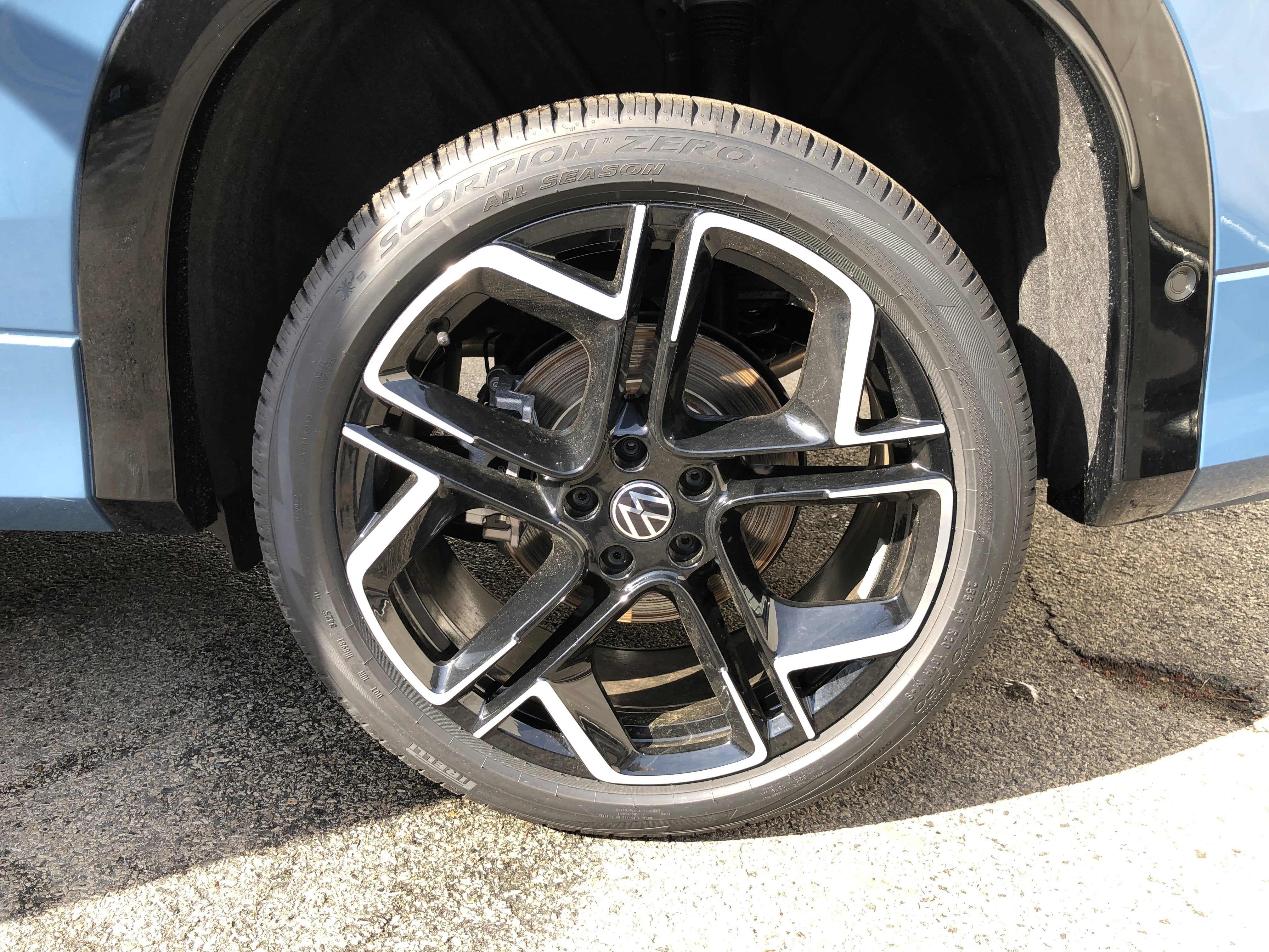 2026 Volkswagen Tiguan SEL R-Line Turbo