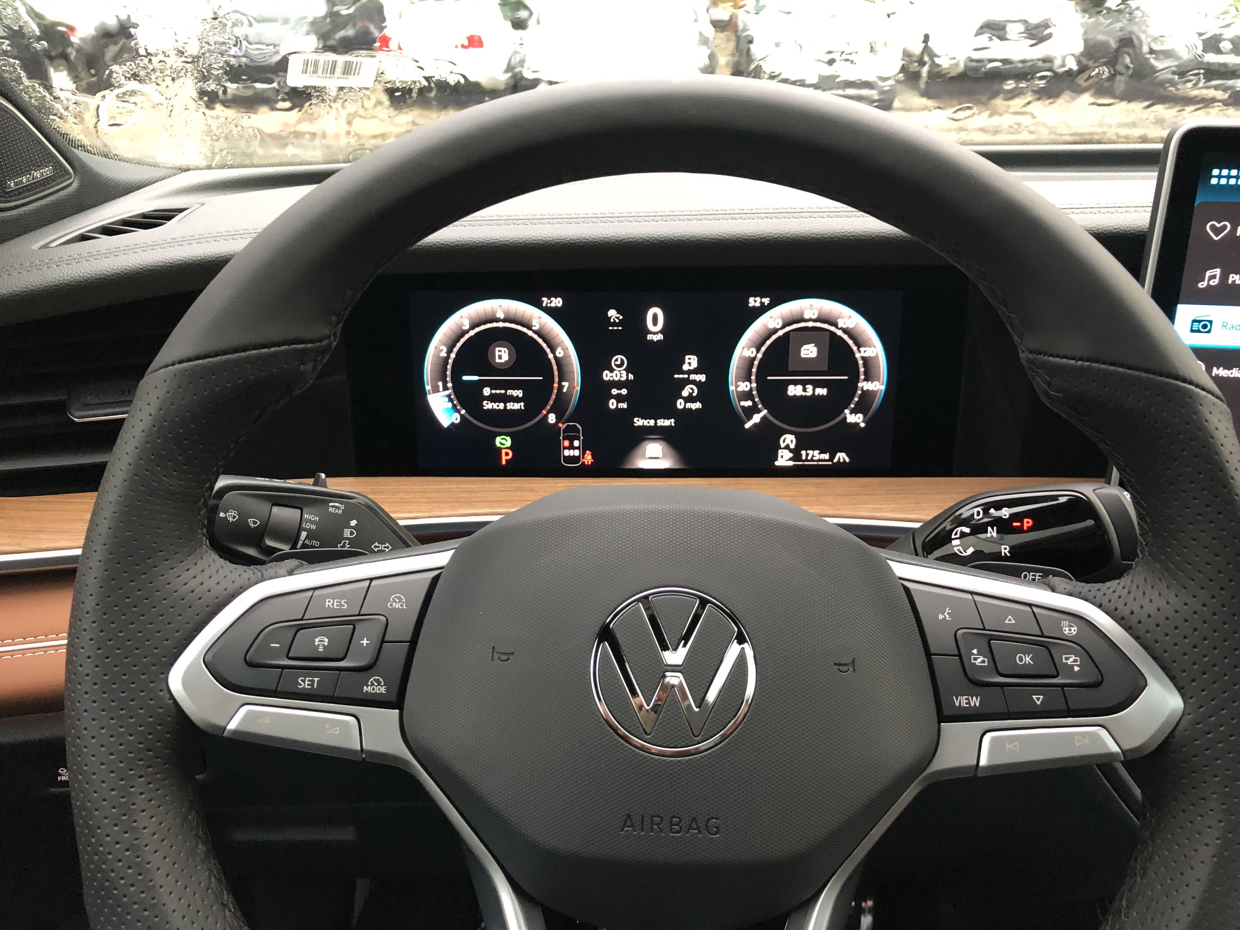 2026 Volkswagen Tiguan SEL R-Line Turbo