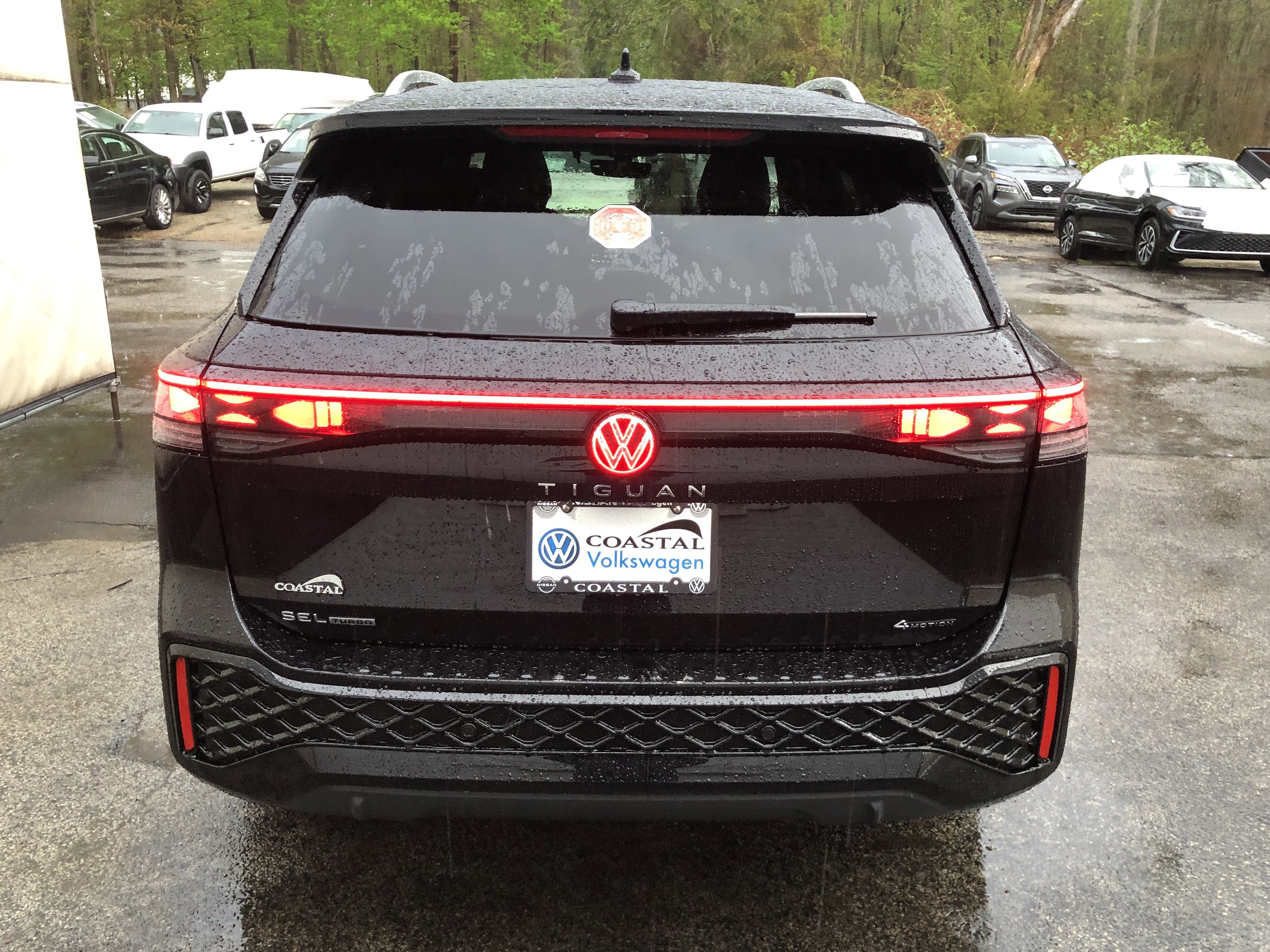 2026 Volkswagen Tiguan SEL R-Line Turbo