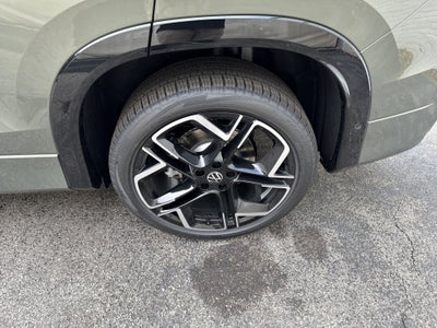 2026 Volkswagen Tiguan SEL R-Line Turbo