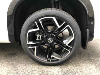 2026 Volkswagen Tiguan SEL R-Line Turbo