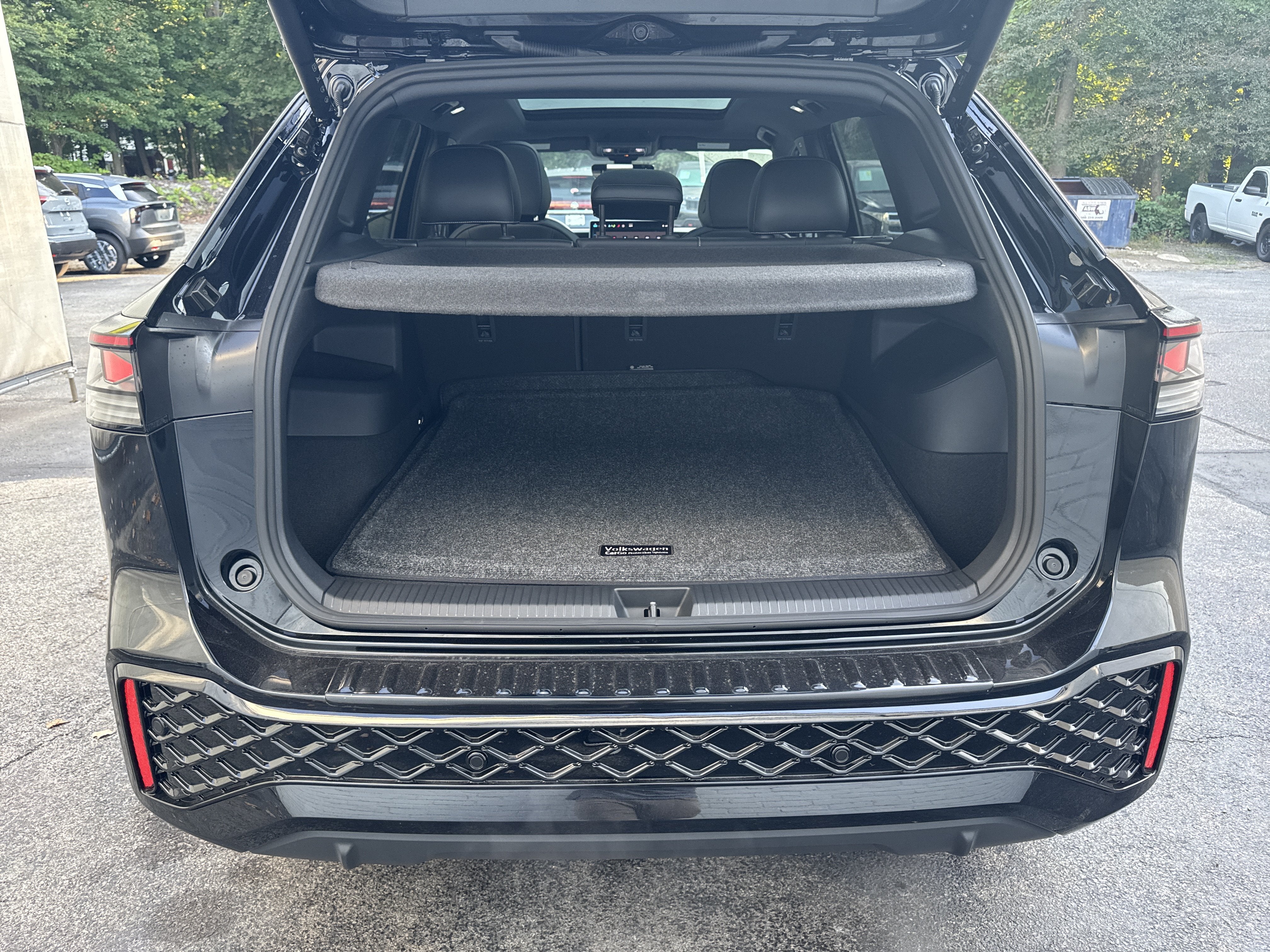 2026 Volkswagen Tiguan SEL R-Line Turbo