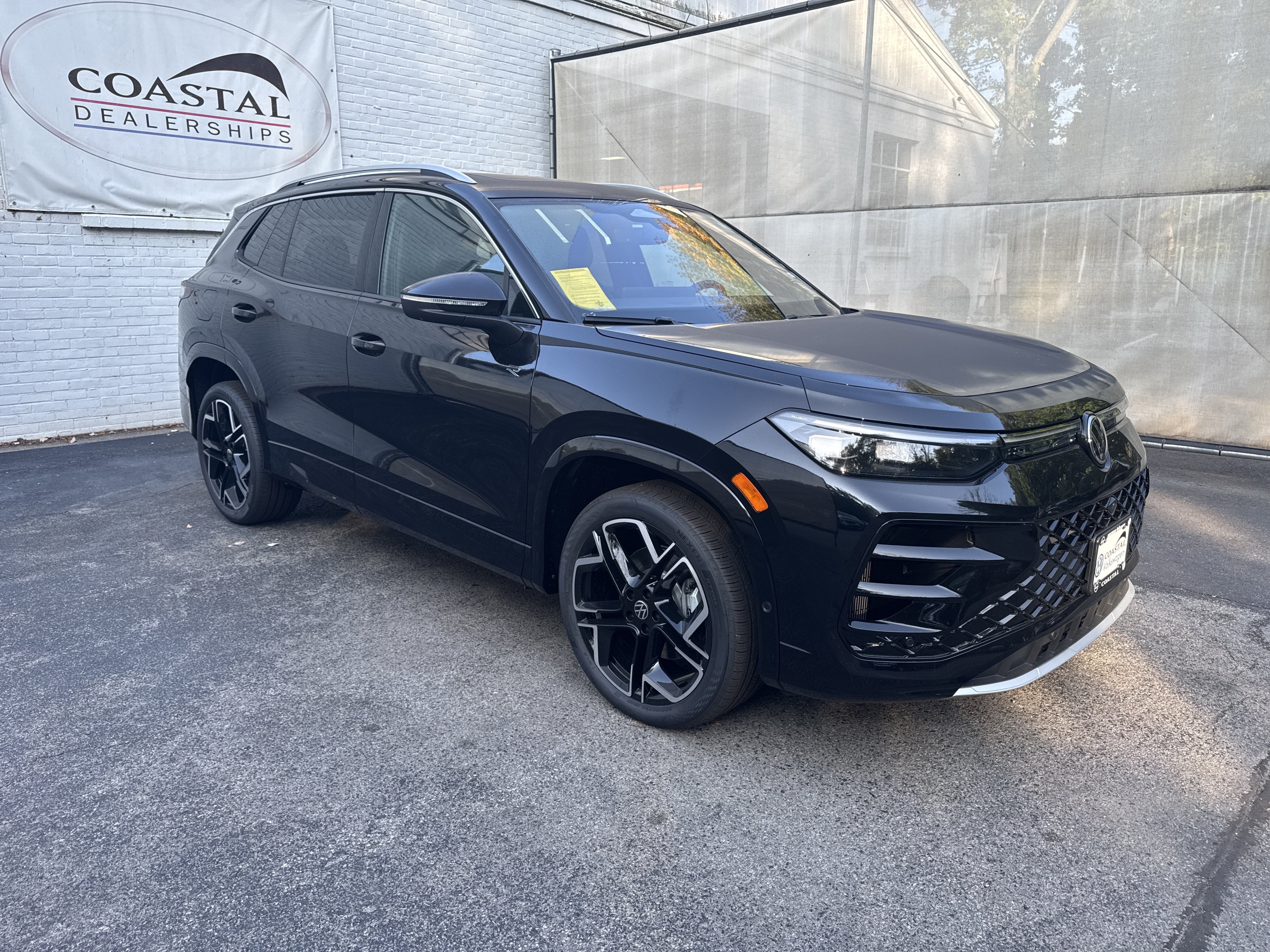 2026 Volkswagen Tiguan SEL R-Line Turbo