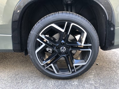 2026 Volkswagen Tiguan SEL R-Line Turbo