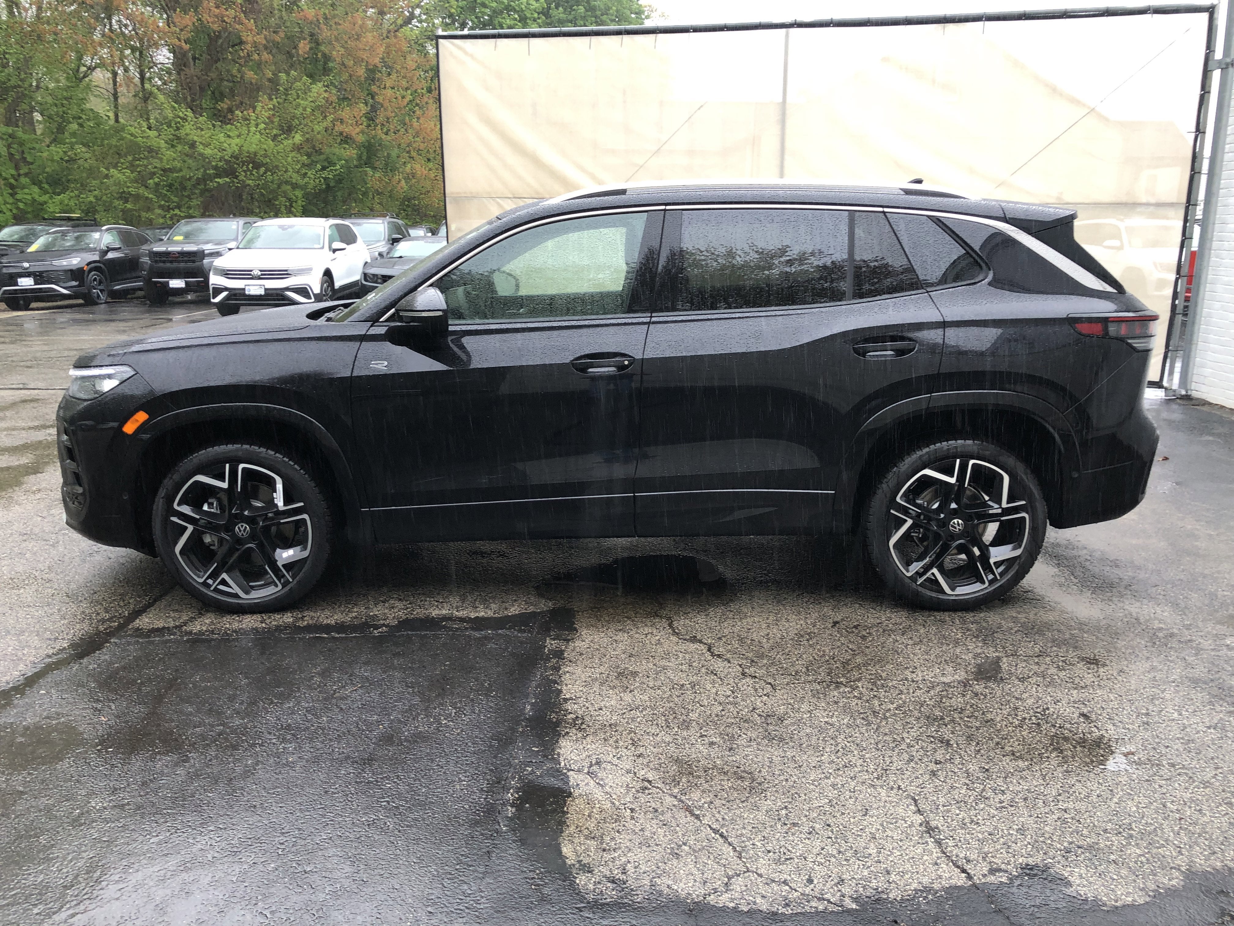 2026 Volkswagen Tiguan SEL R-Line Turbo