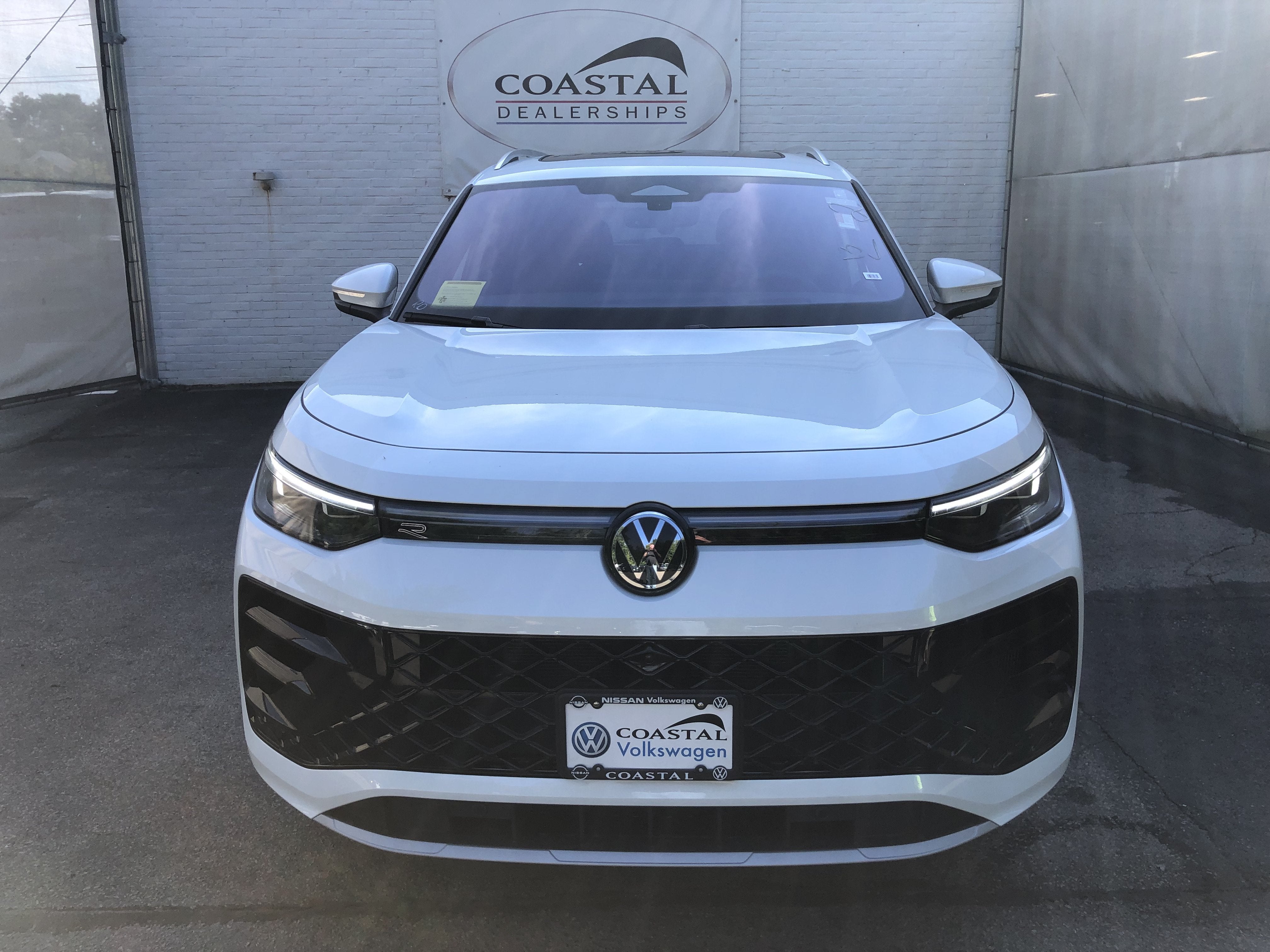 2026 Volkswagen Tiguan SEL R-Line Turbo