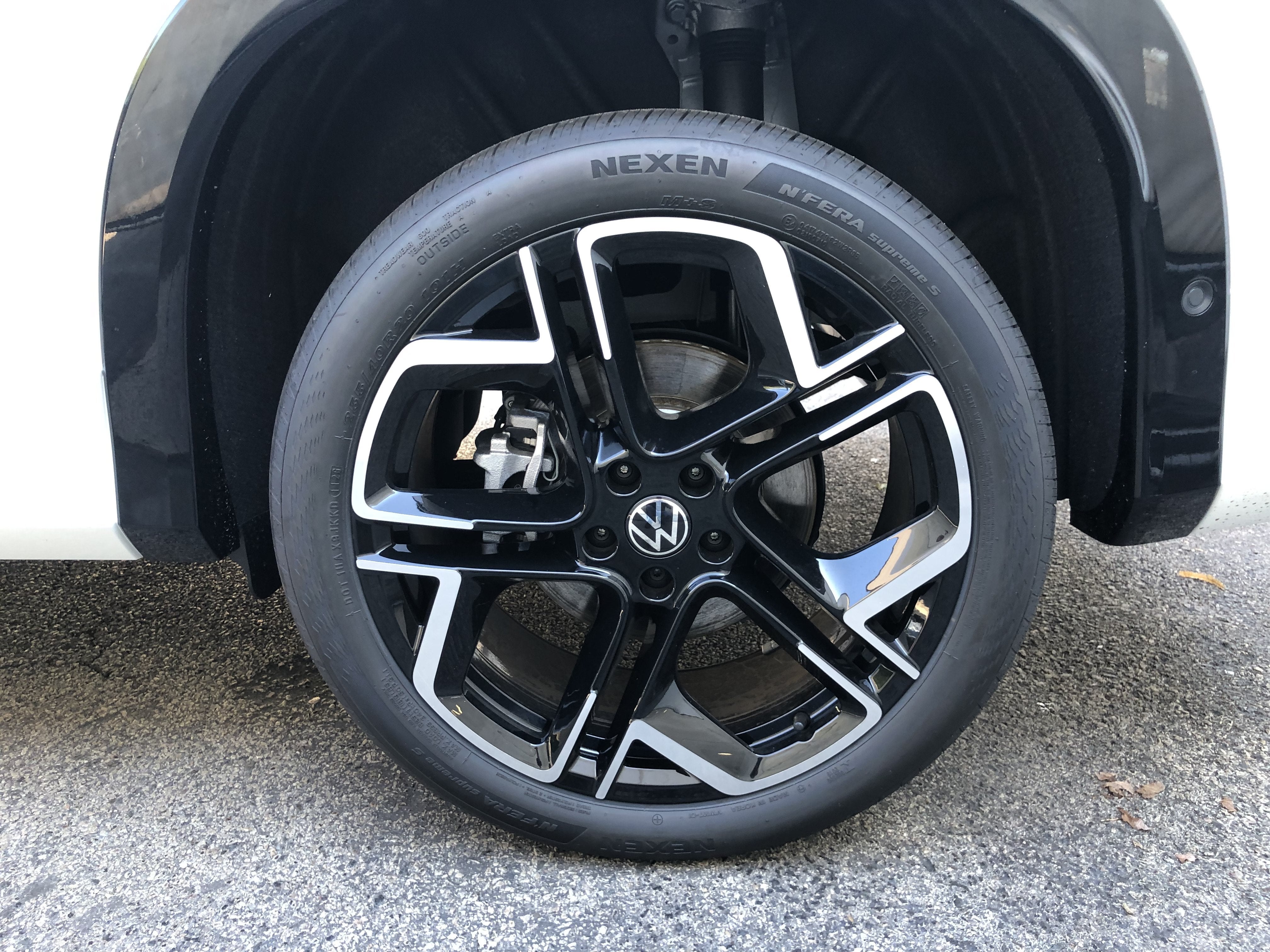 2026 Volkswagen Tiguan SEL R-Line Turbo