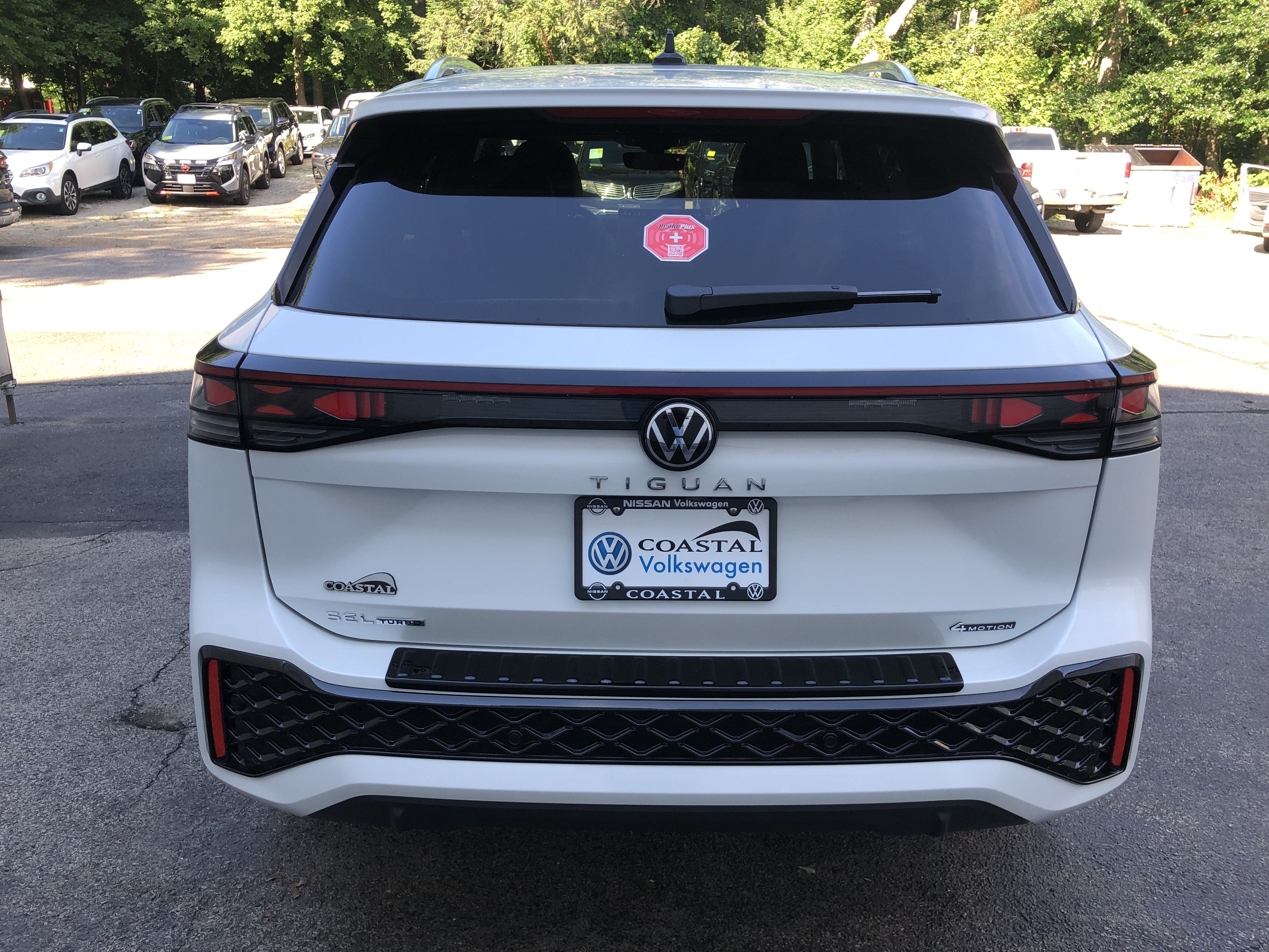 2026 Volkswagen Tiguan SEL R-Line Turbo
