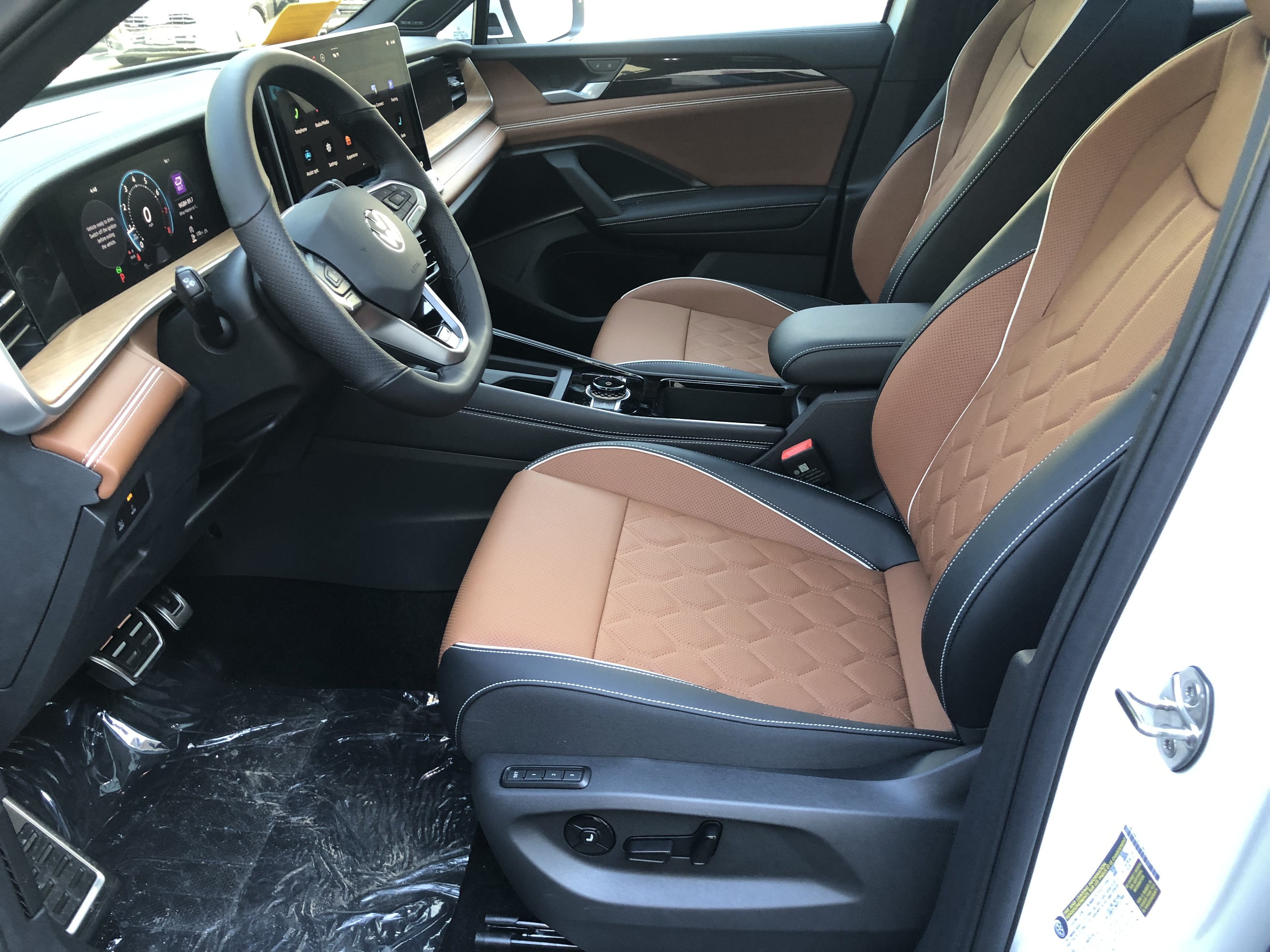 2026 Volkswagen Tiguan SEL R-Line Turbo