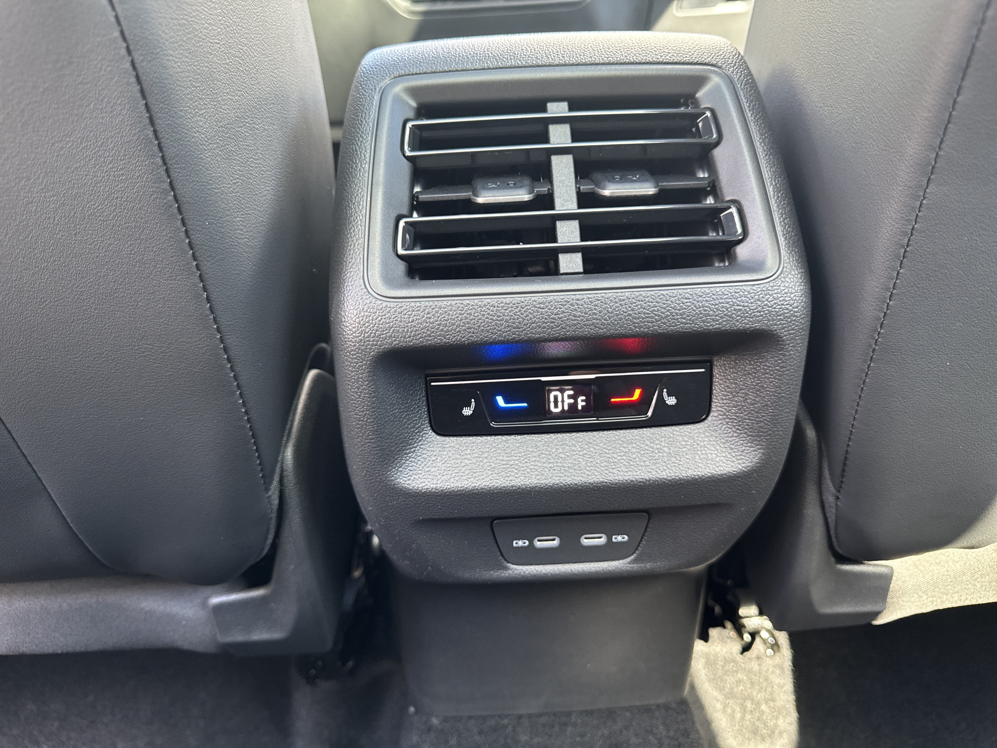 2027 Volkswagen Tiguan SEL R-Line Turbo
