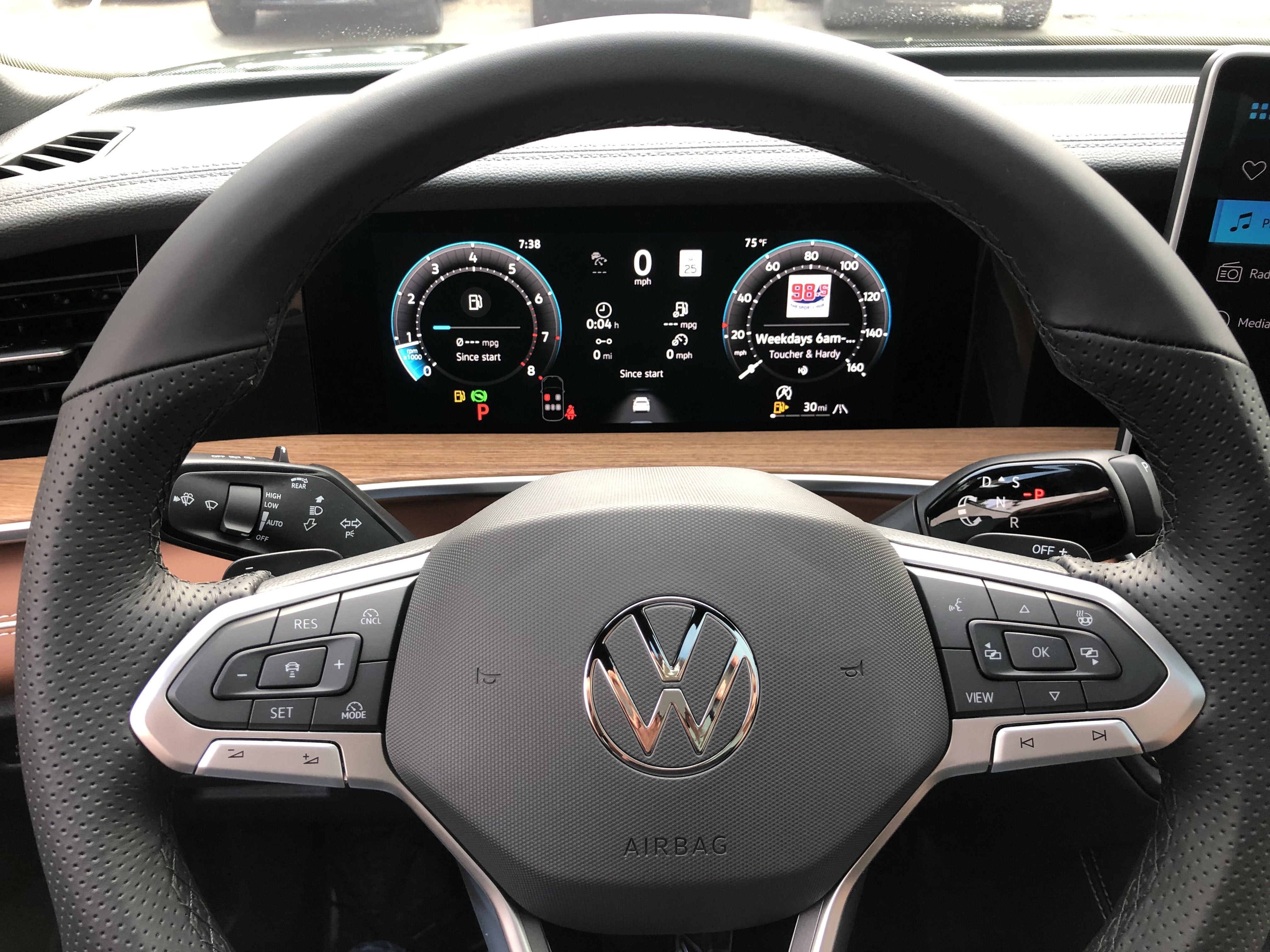 2026 Volkswagen Tiguan SEL R-Line Turbo