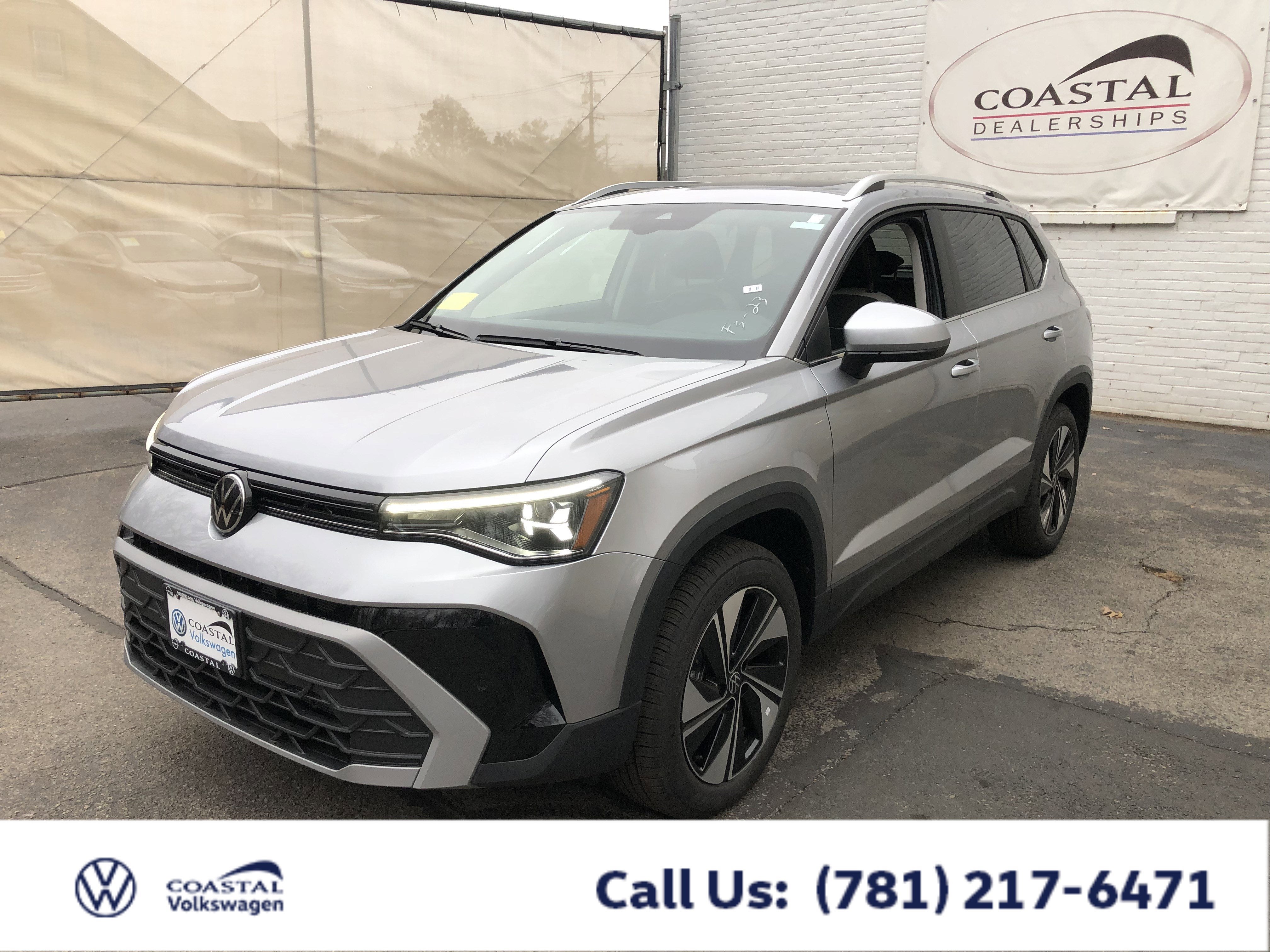 2026 Volkswagen Taos SE w/panoramic sunroof