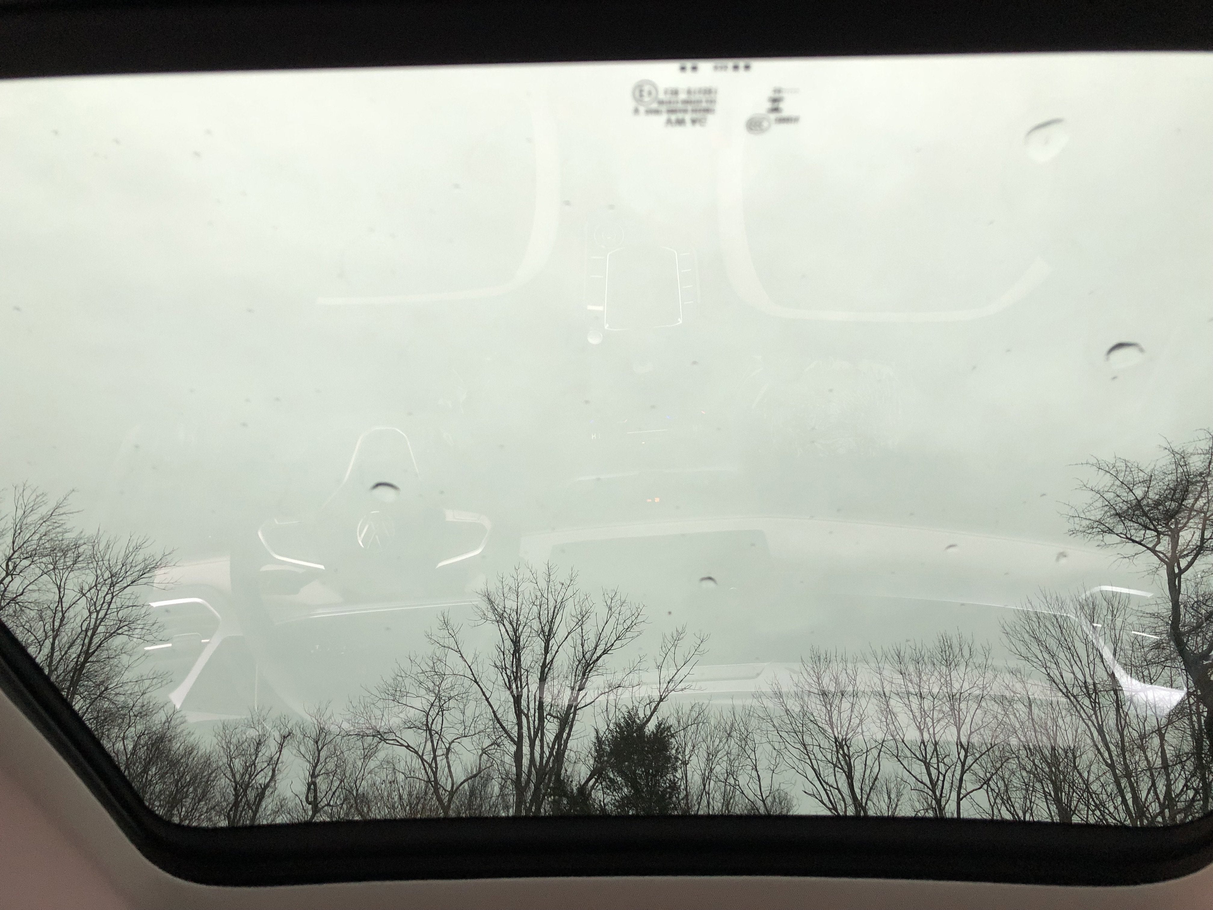 2026 Volkswagen Taos SE w/panoramic sunroof