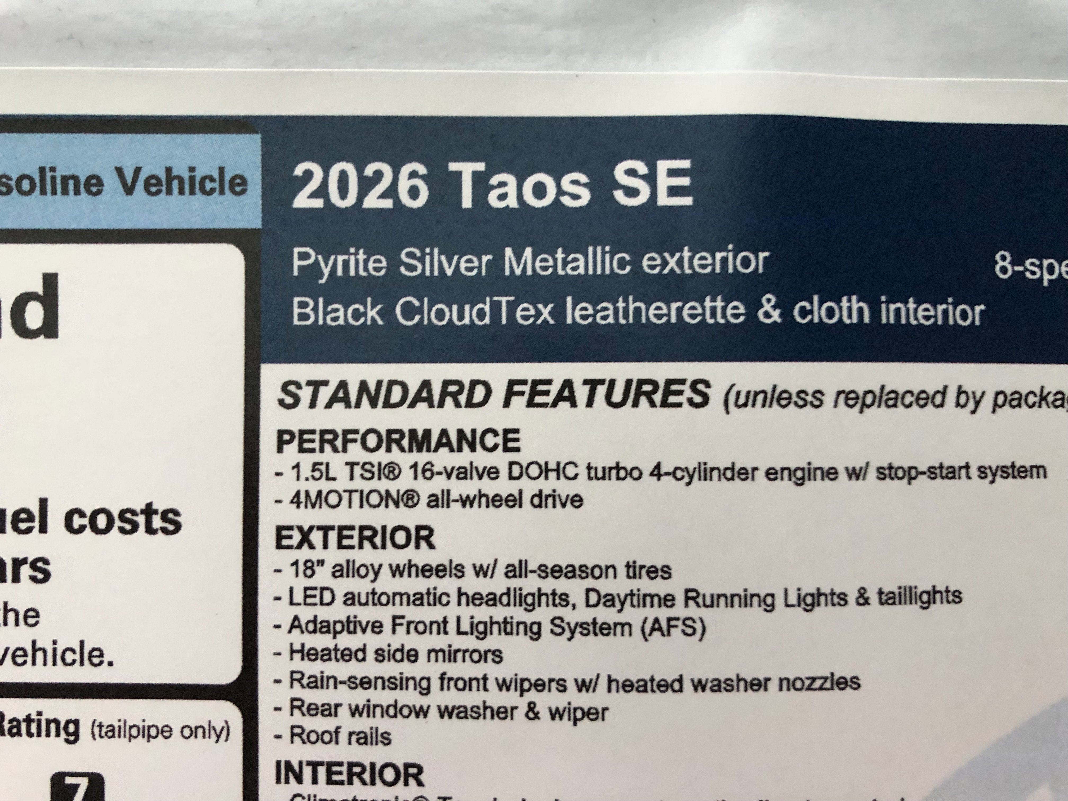 2026 Volkswagen Taos SE w/panoramic sunroof