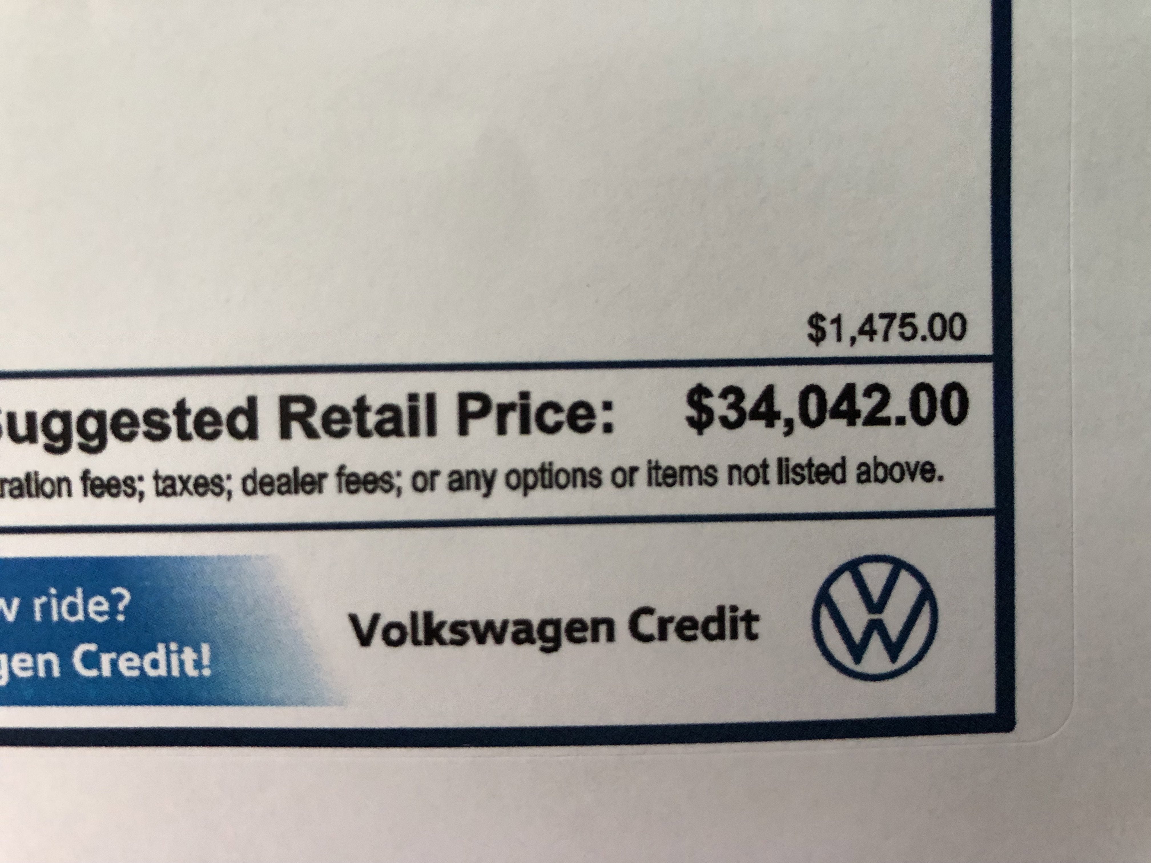 2026 Volkswagen Taos SE w/panoramic sunroof