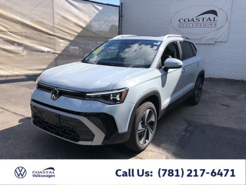 2026 Volkswagen Taos SE w/panoramic sunroof