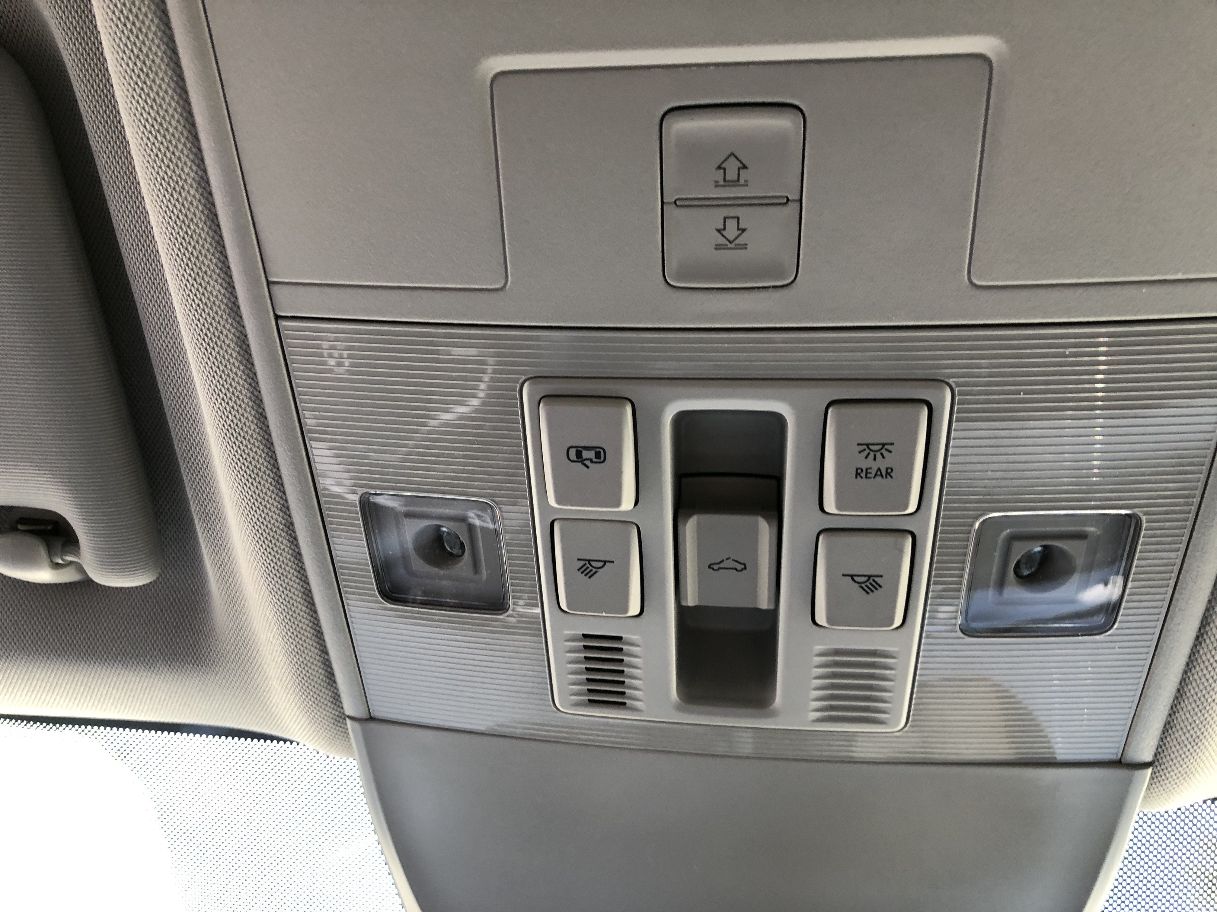 2026 Volkswagen Taos SE w/panoramic sunroof