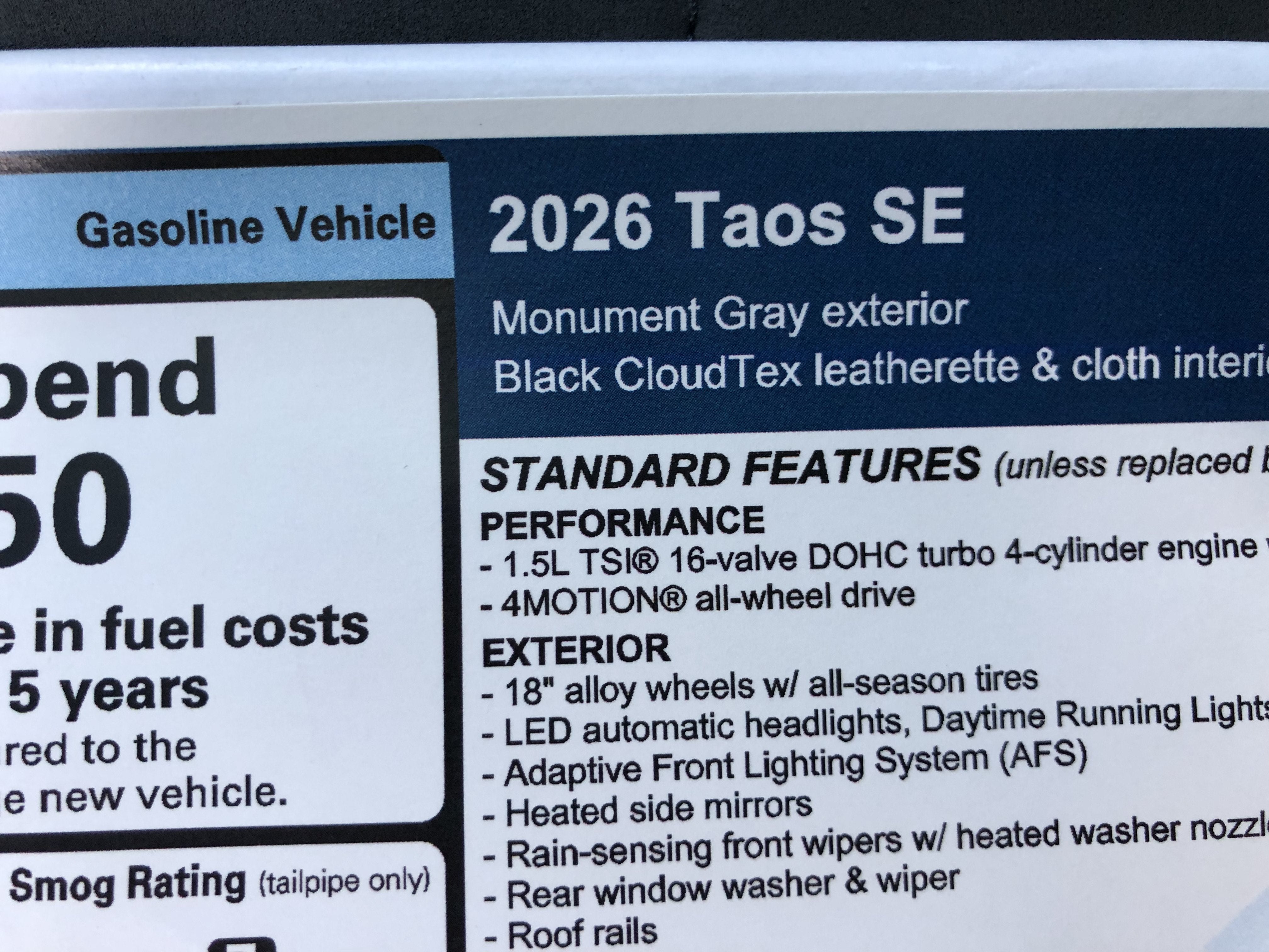 2026 Volkswagen Taos SE w/panoramic sunroof