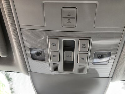 2026 Volkswagen Taos SE w/panoramic sunroof