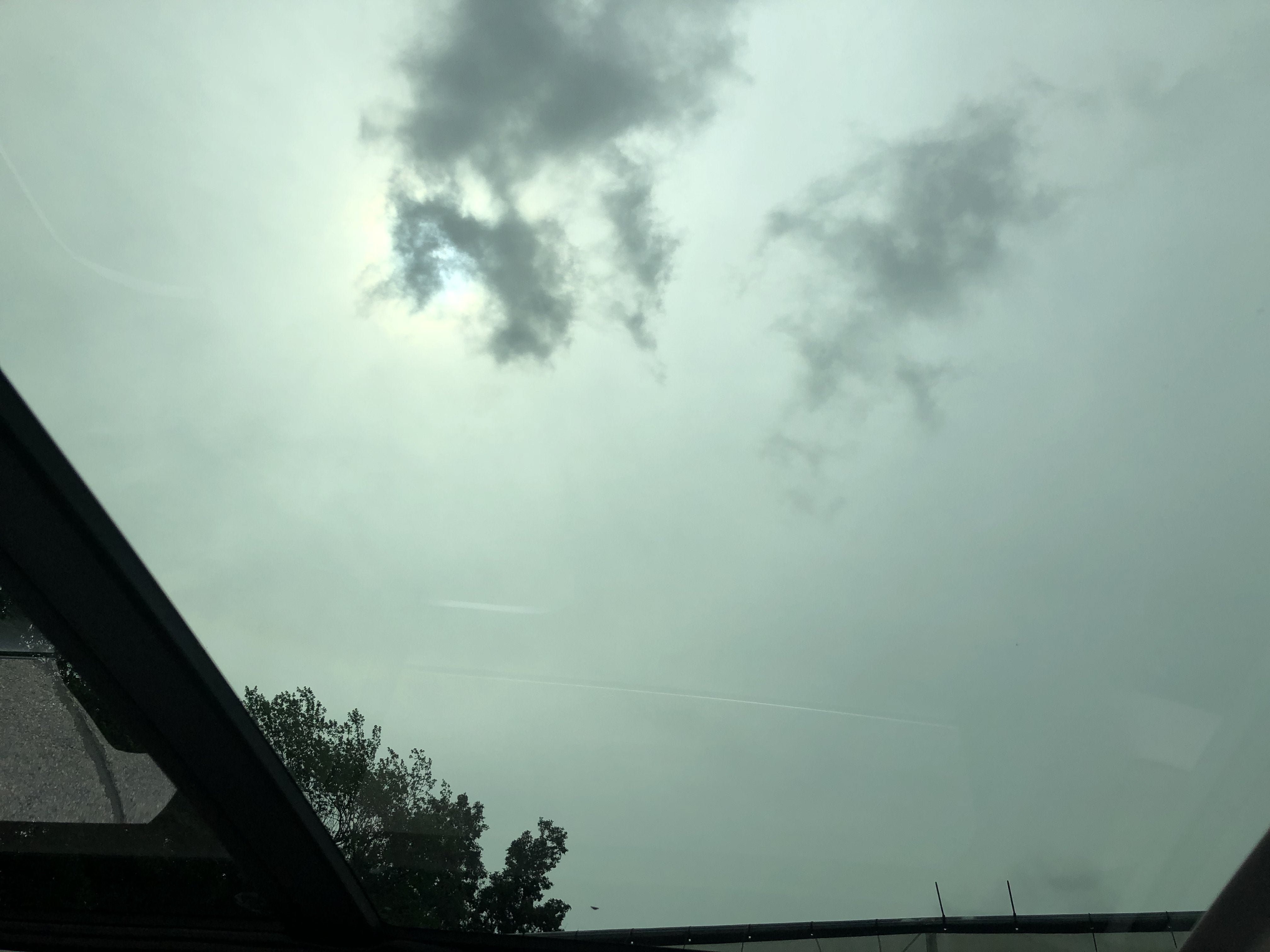 2026 Volkswagen Taos SE w/panoramic sunroof