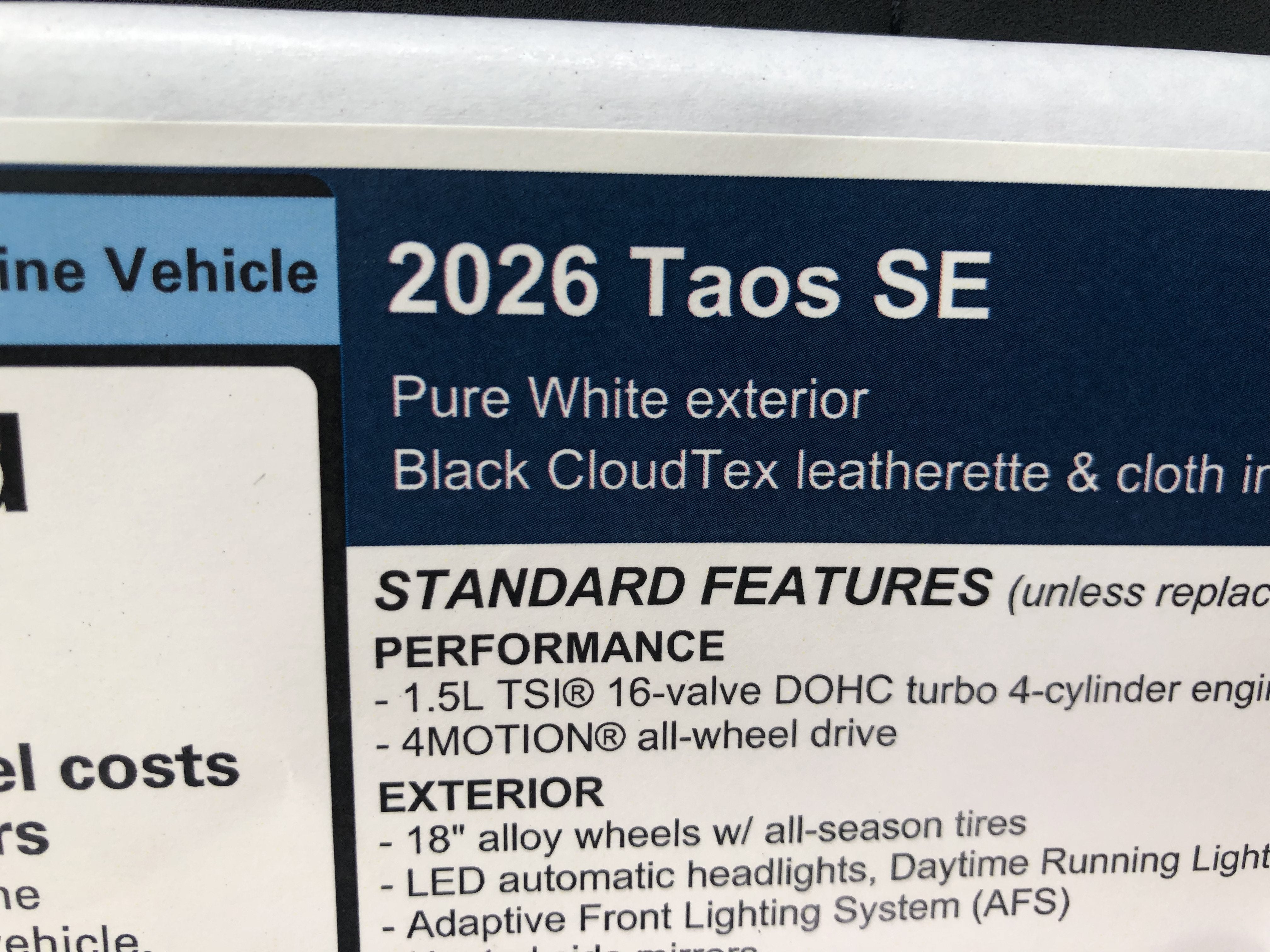 2026 Volkswagen Taos SE w/panoramic sunroof