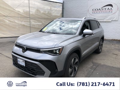 2026 Volkswagen Taos SE w/panoramic sunroof