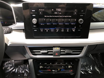 2026 Volkswagen Taos SE w/panoramic sunroof