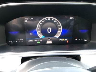2026 Volkswagen Taos SE w/panoramic sunroof