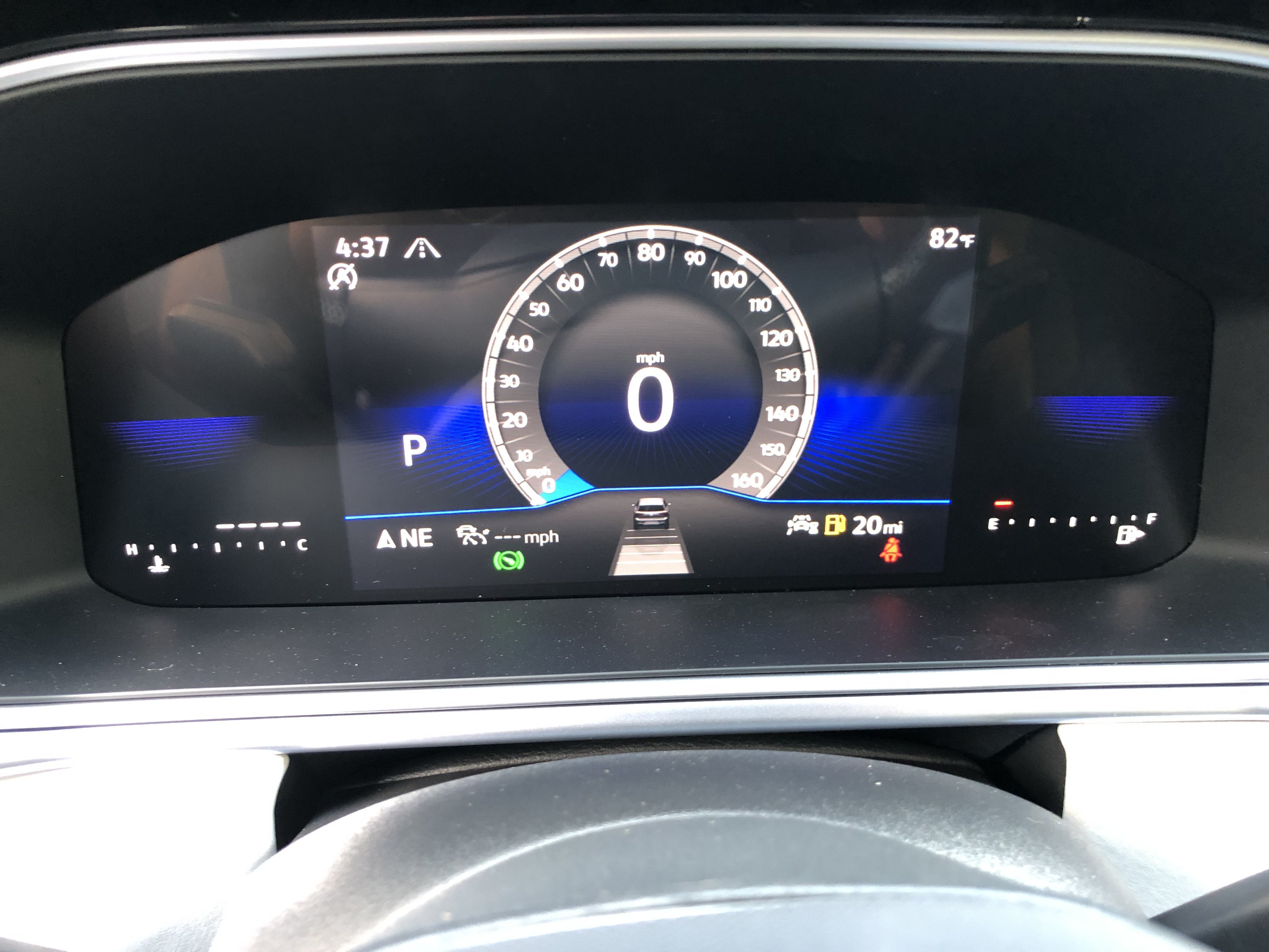 2026 Volkswagen Taos SE w/panoramic sunroof