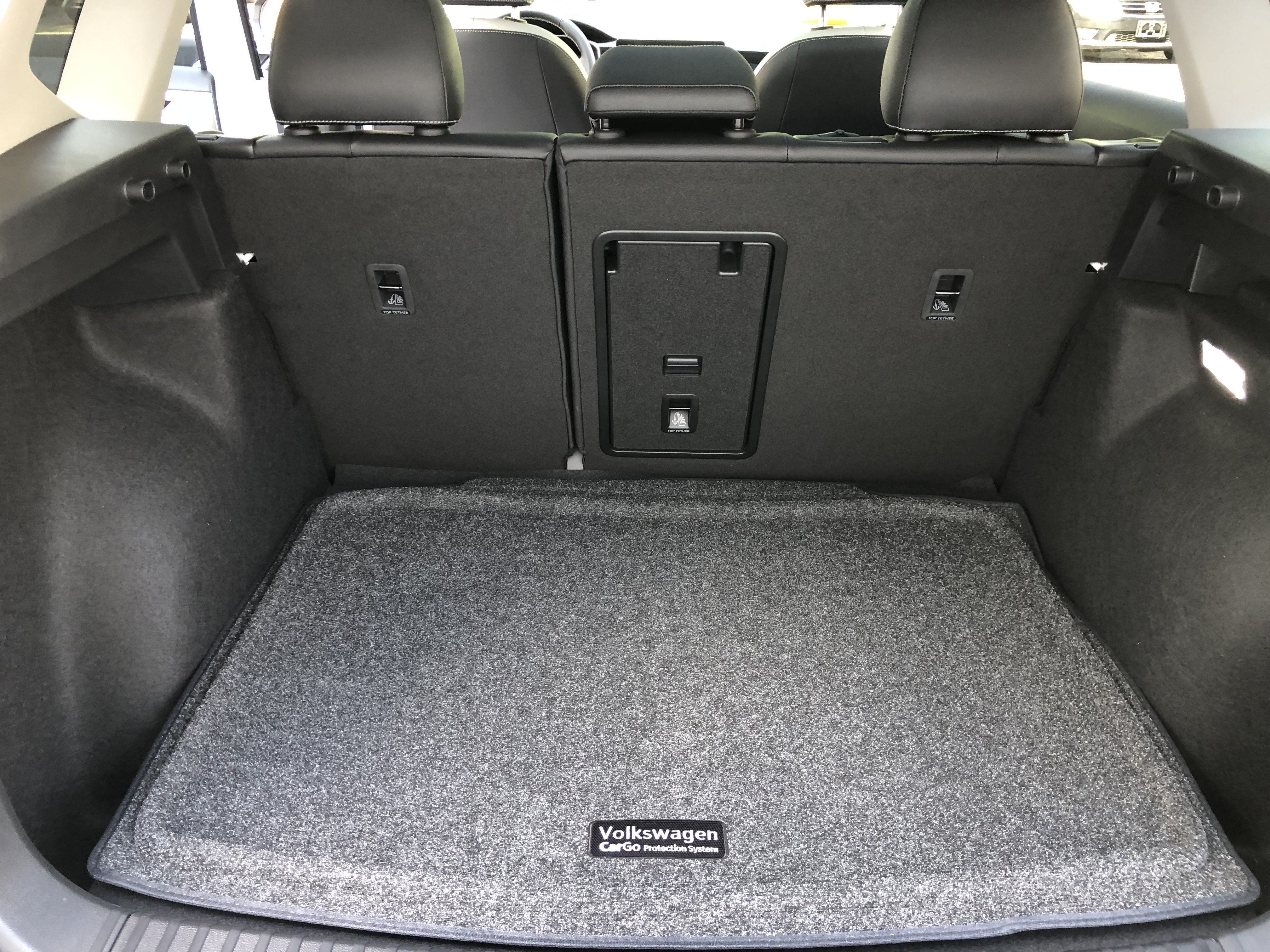 2026 Volkswagen Taos SE w/panoramic sunroof