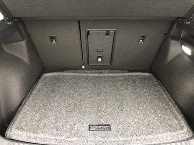 2026 Volkswagen Taos SE w/panoramic sunroof