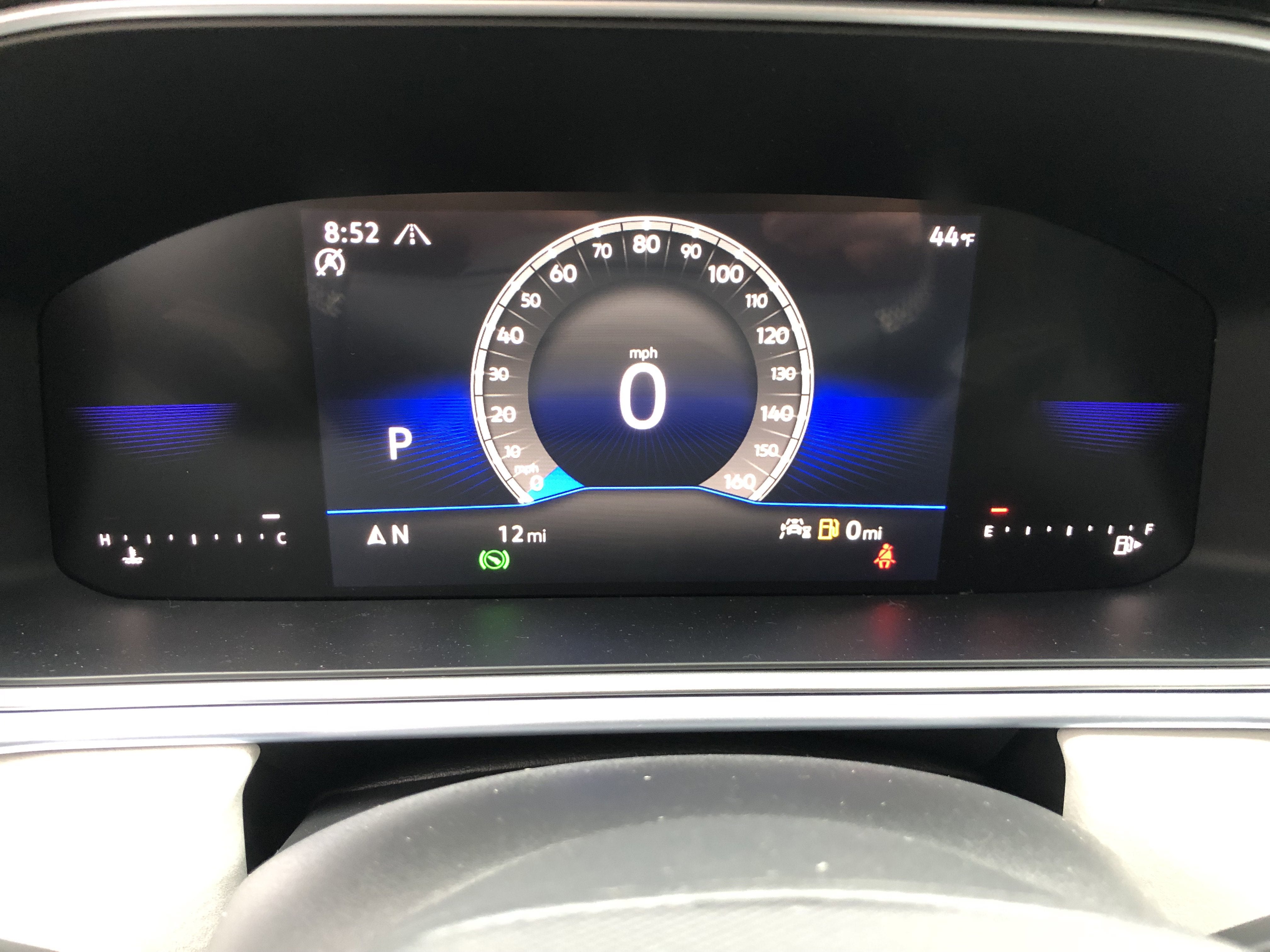 2026 Volkswagen Taos SE w/panoramic sunroof