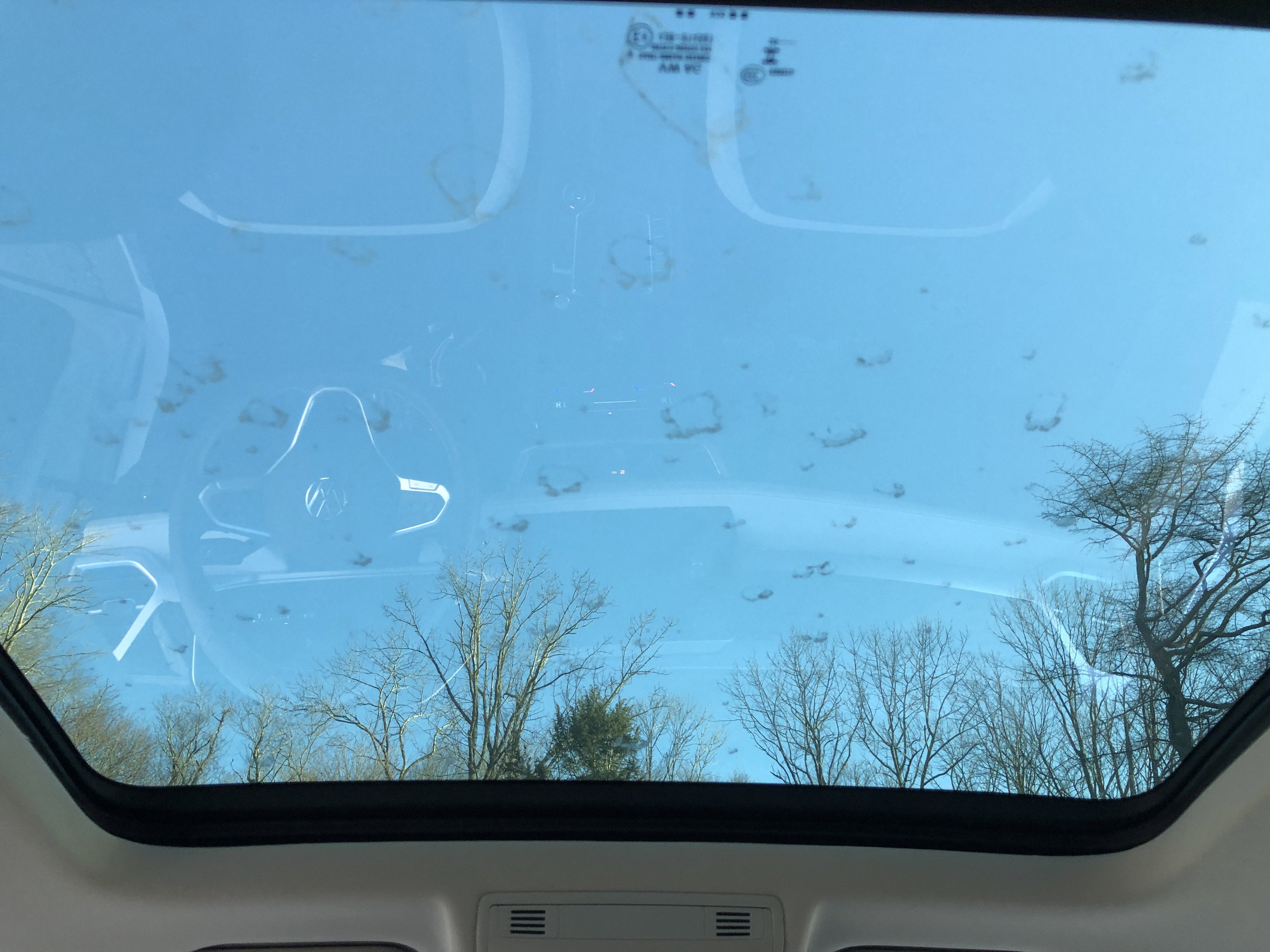 2026 Volkswagen Taos SE w/panoramic sunroof