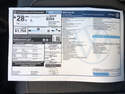 2026 Volkswagen Taos SE w/panoramic sunroof