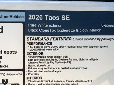 2026 Volkswagen Taos SE w/panoramic sunroof