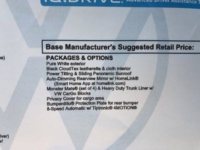 2026 Volkswagen Taos SE w/panoramic sunroof