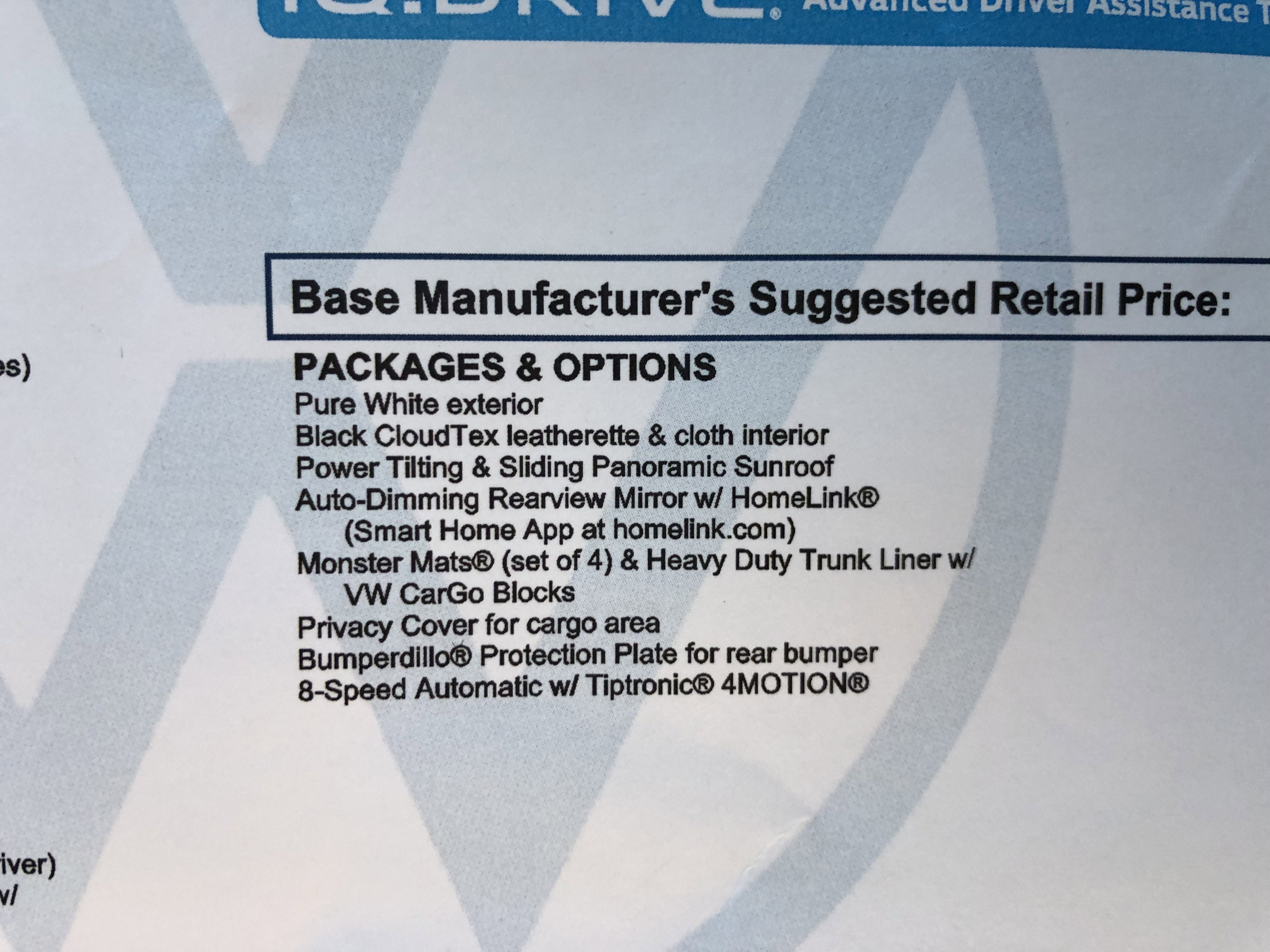 2026 Volkswagen Taos SE w/panoramic sunroof